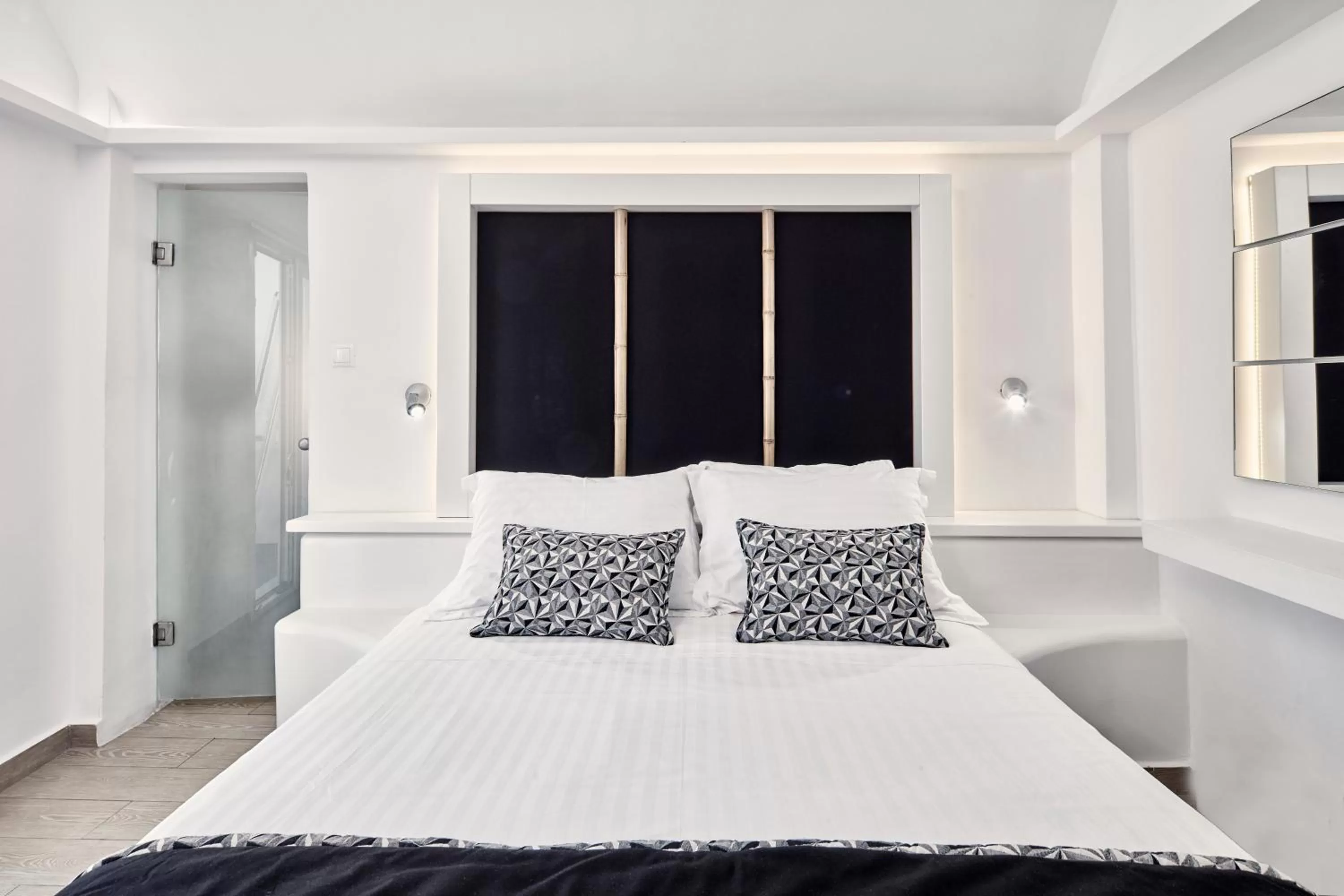 Bedroom, Bed in Callia Retreat Suites - Adults Only