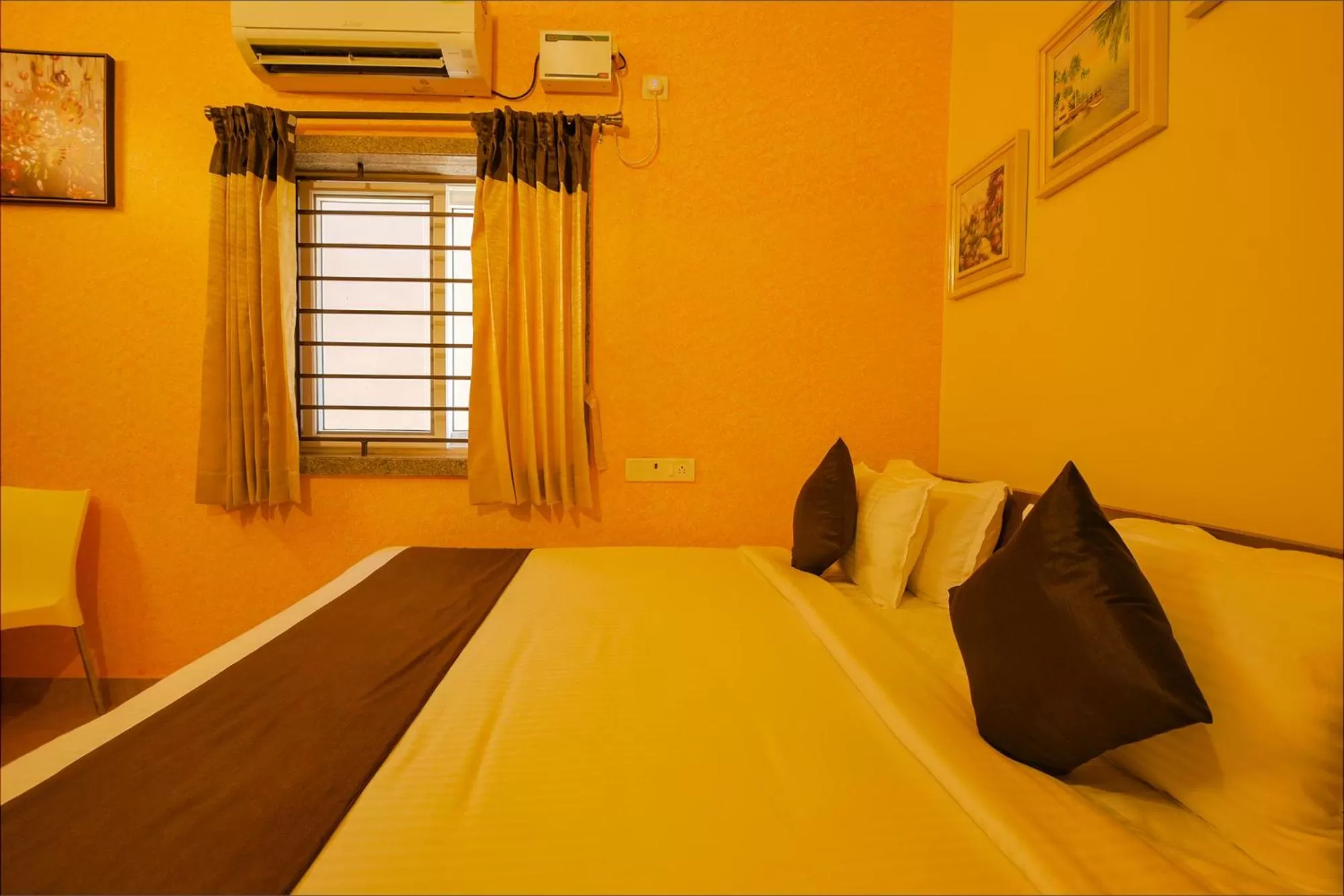 Bed in FabHotel Vijaylakshmi Stay Inn