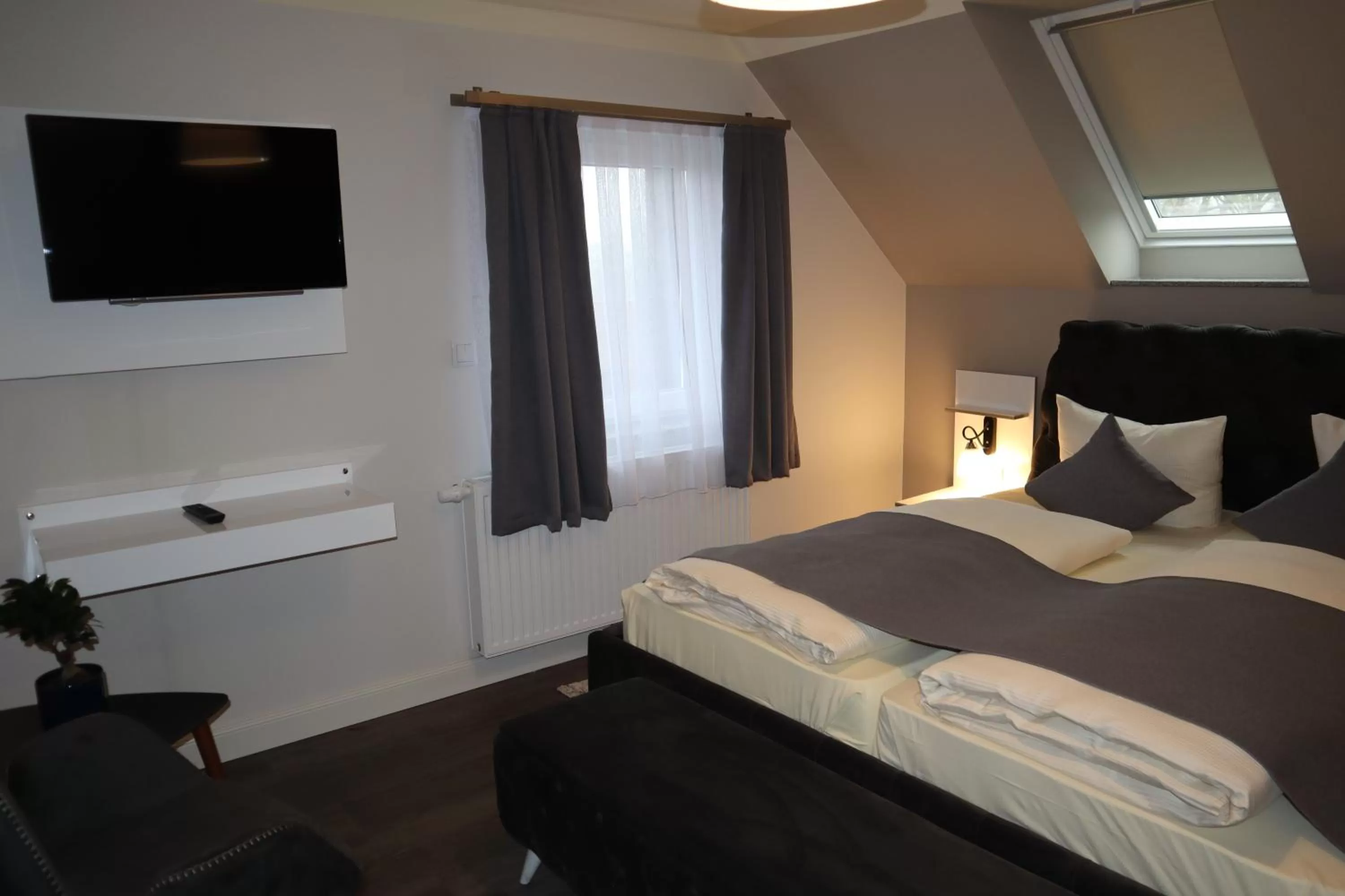 Bed in Hotel Bispinger Hof