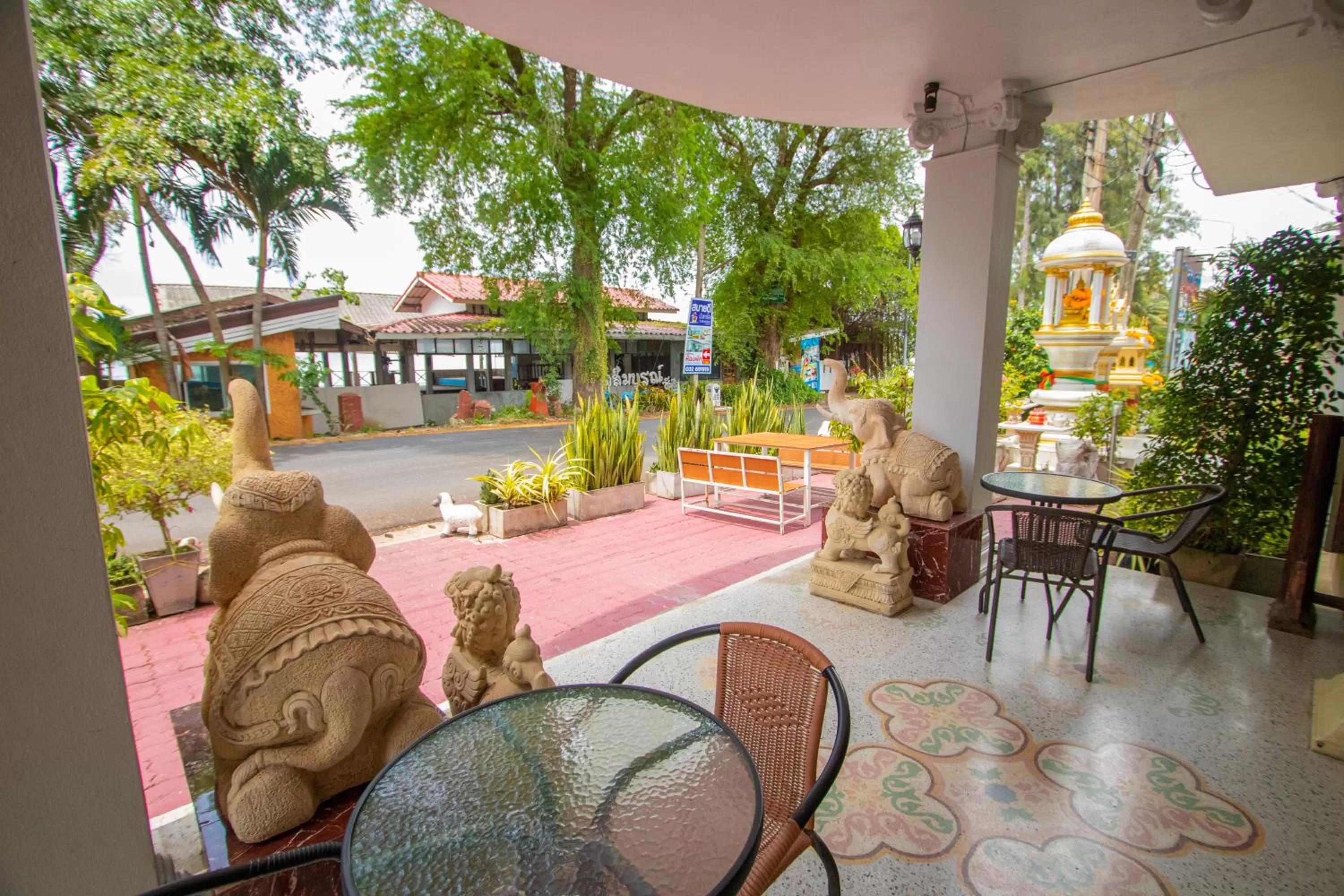 Garden in Anchalee Resort