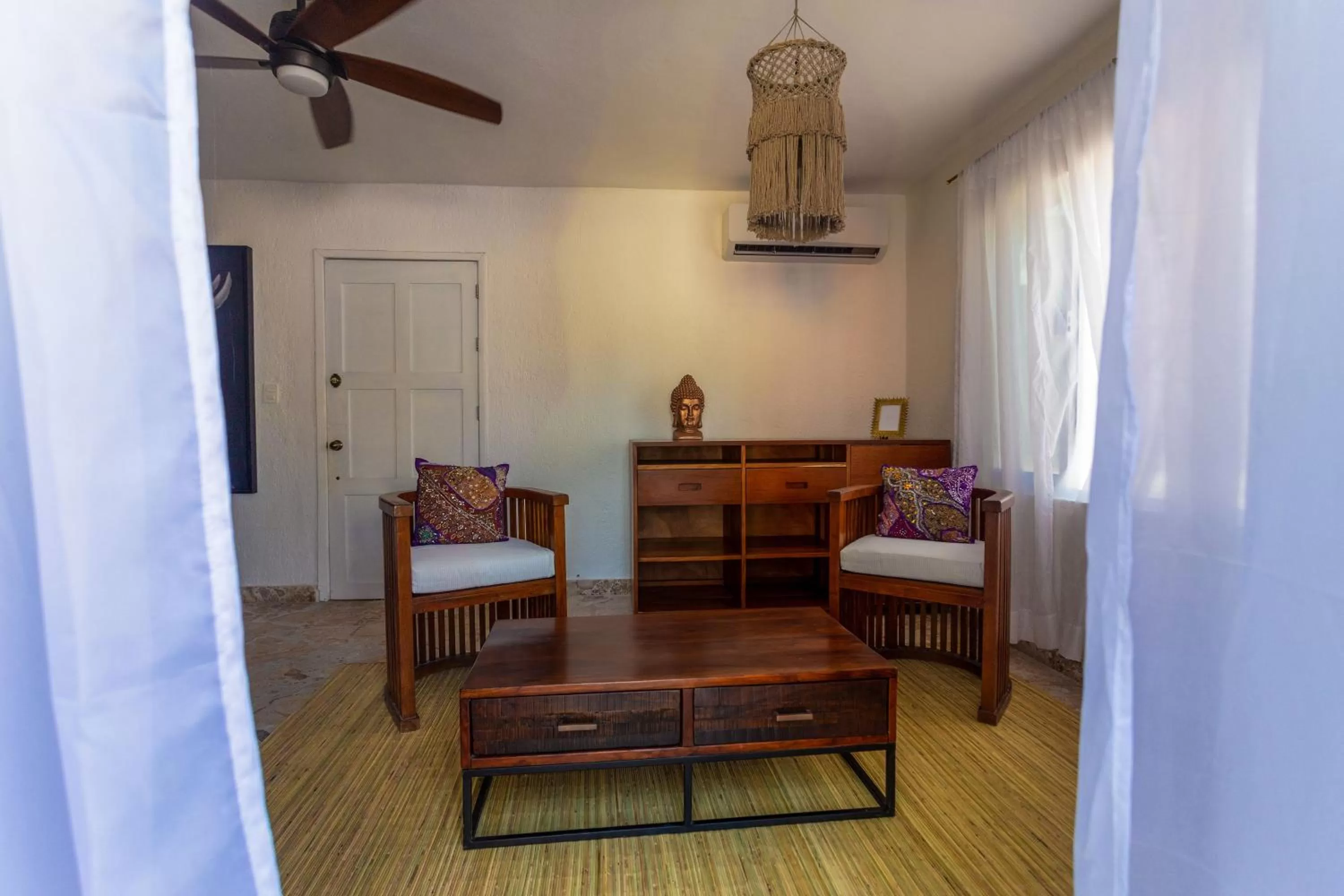 Living room in Lotus Beach Hotel - Adults Only