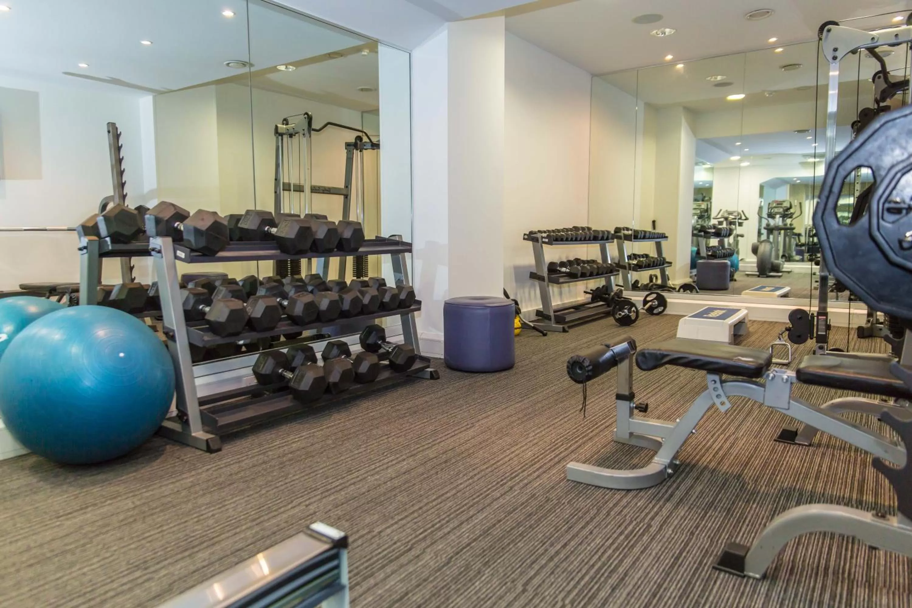 Fitness centre/facilities in Church Street by Supercity Aparthotels