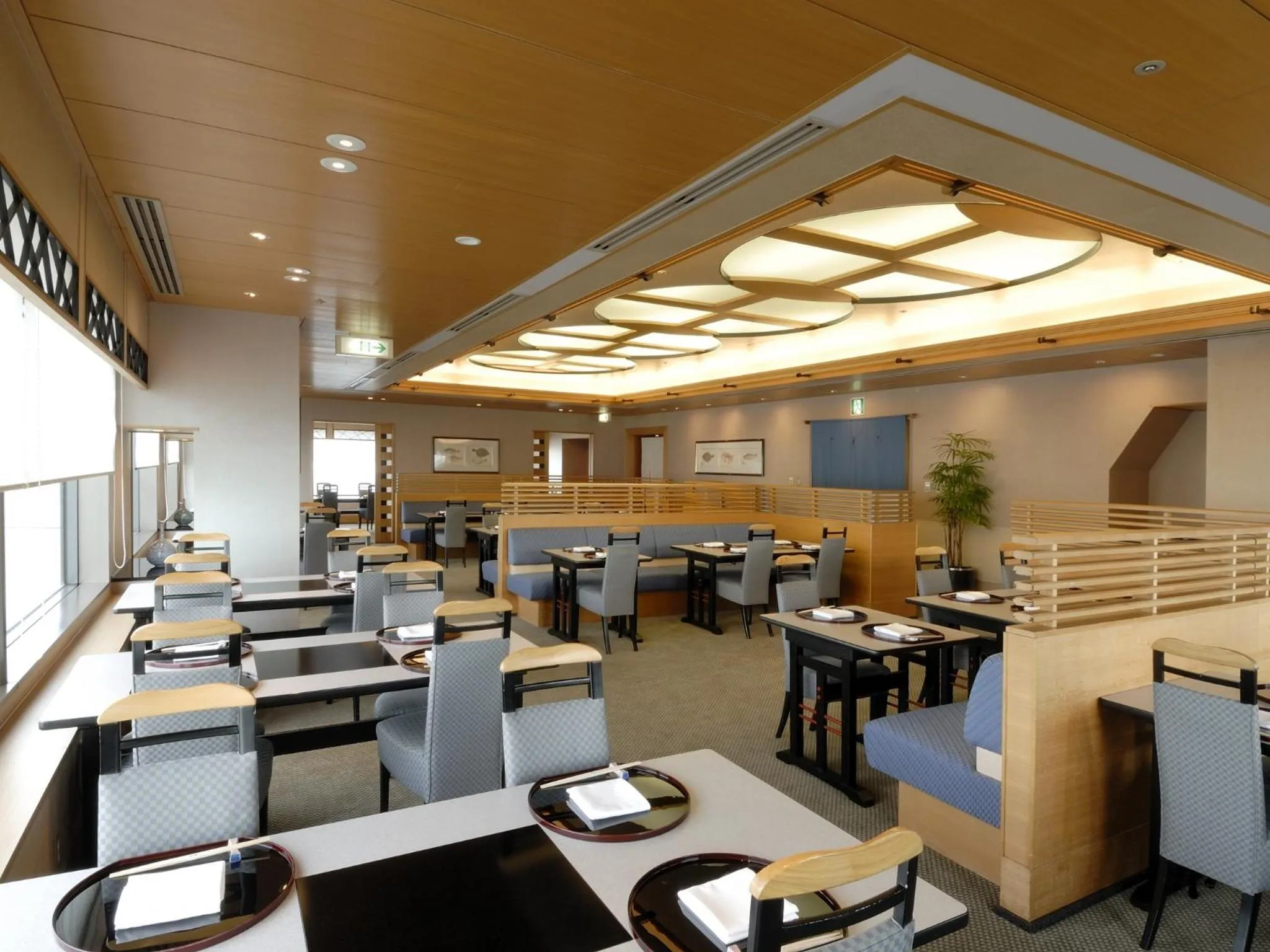 Restaurant/places to eat in Star Gate Hotel Kansai Airport