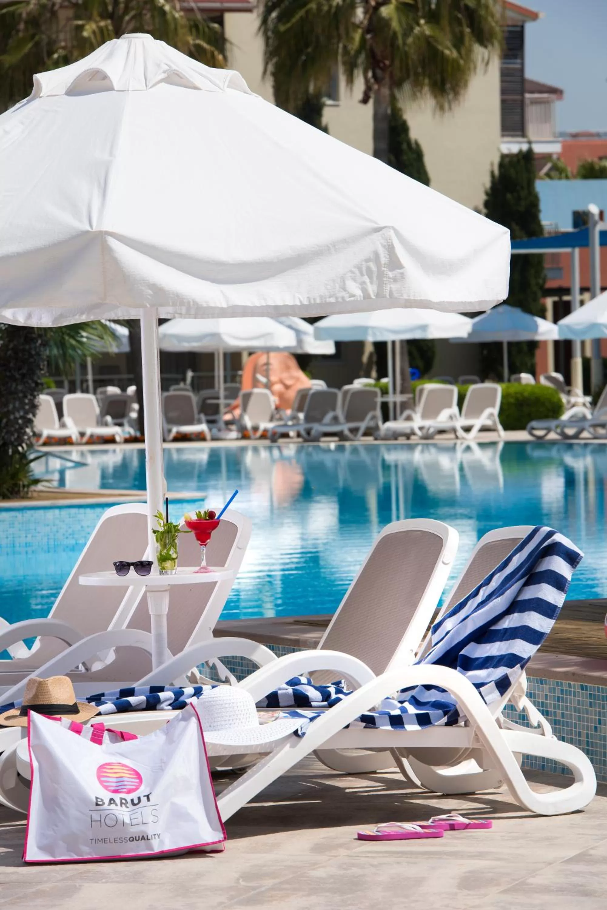 Swimming pool in Barut B Suites