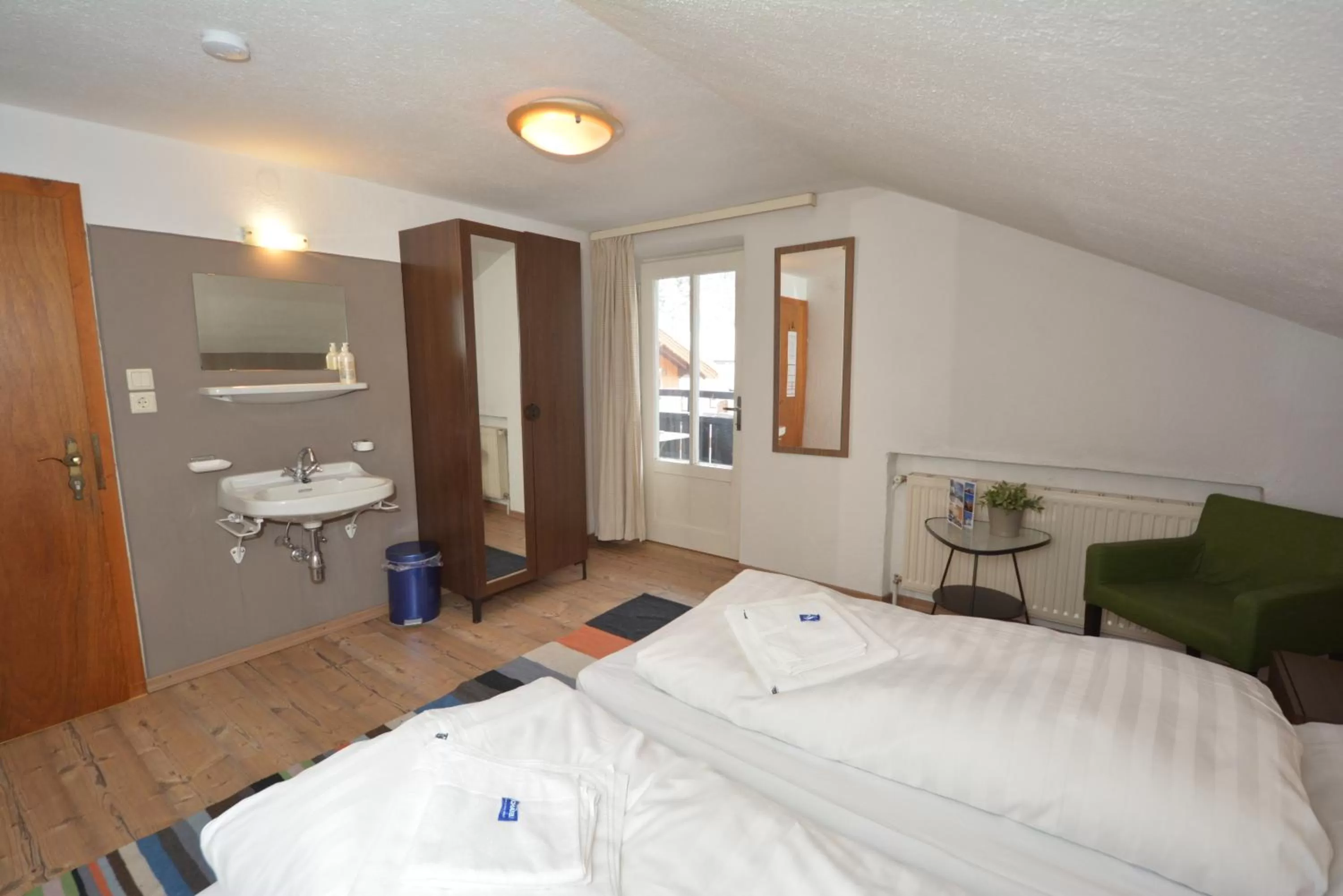 Bedroom, Bed in Haus Irmgard by Châtel Reizen