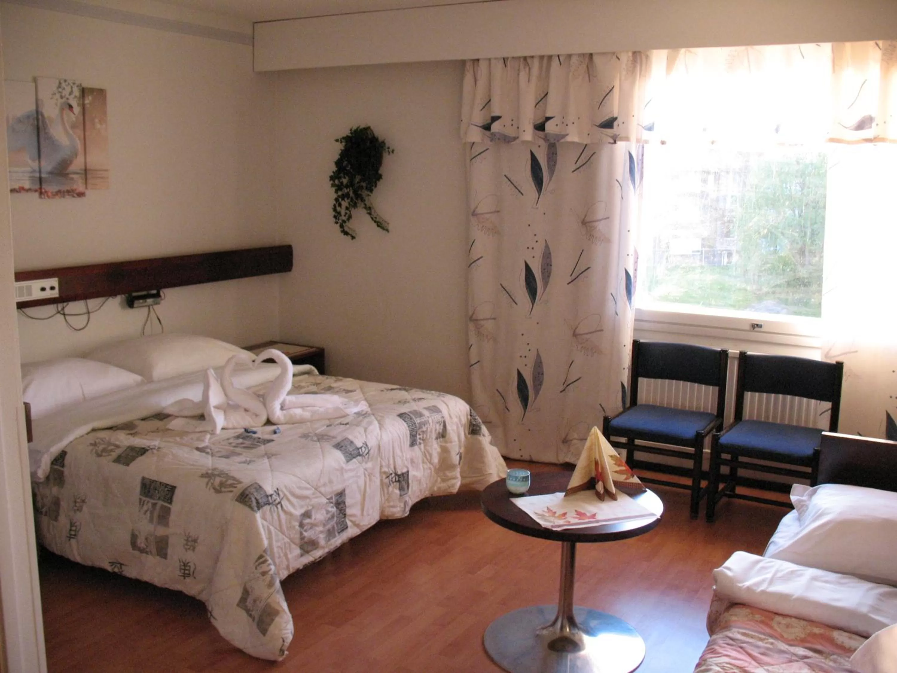 Day, Bed in Hotel Kemijärvi