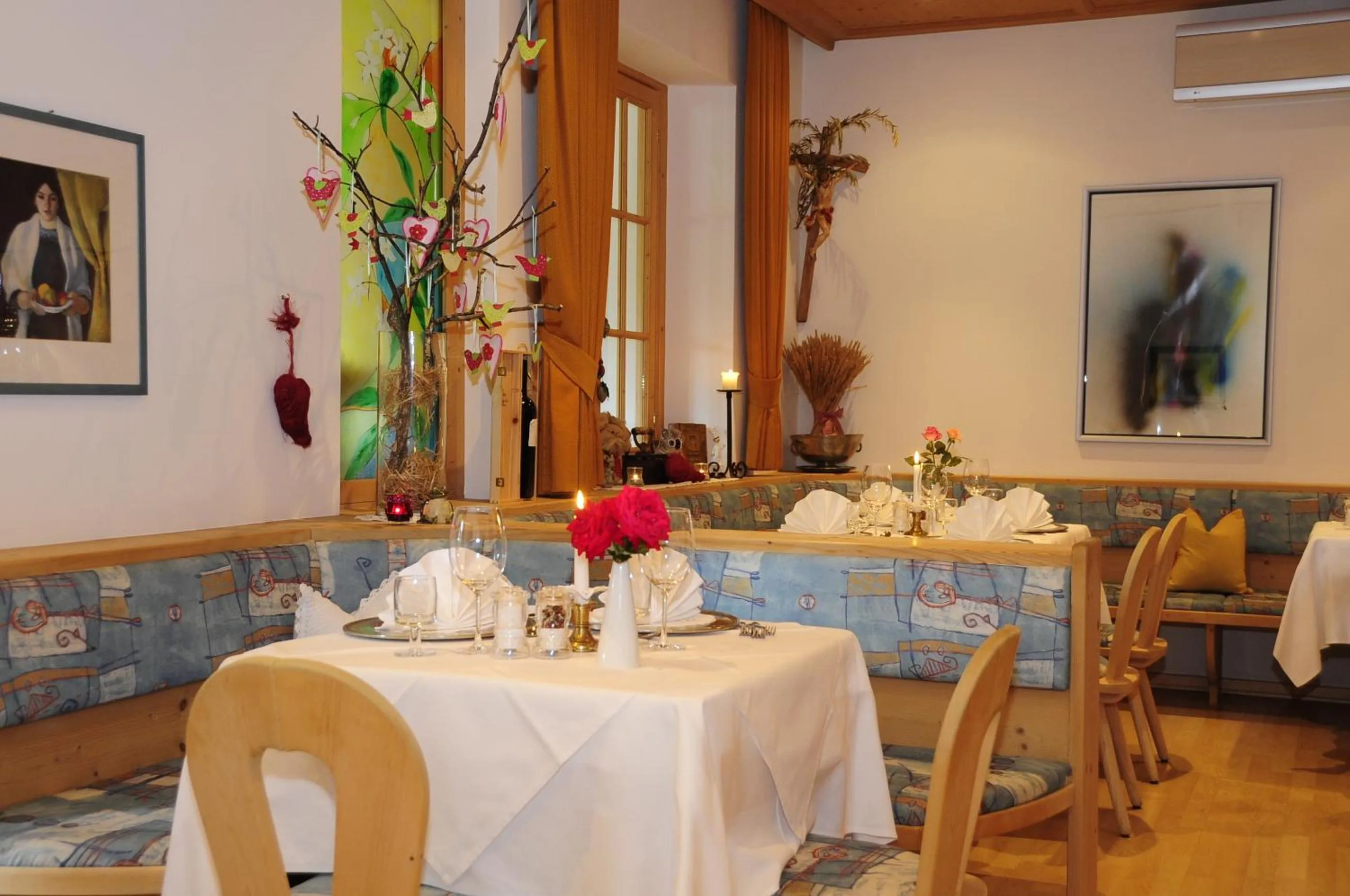 Dining area in Hotel Jasmin