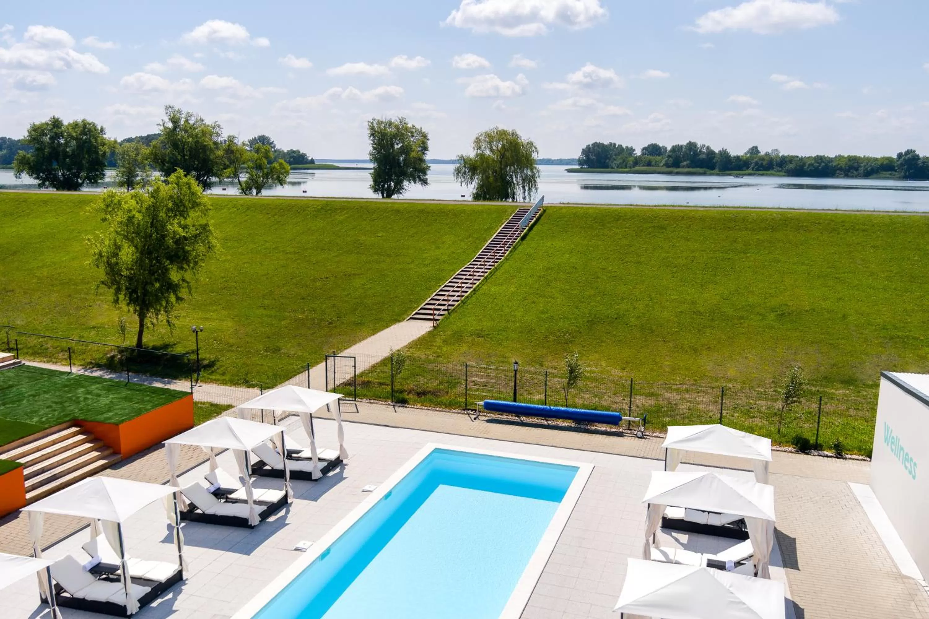 Day in Tisza-tó Apartmanpark