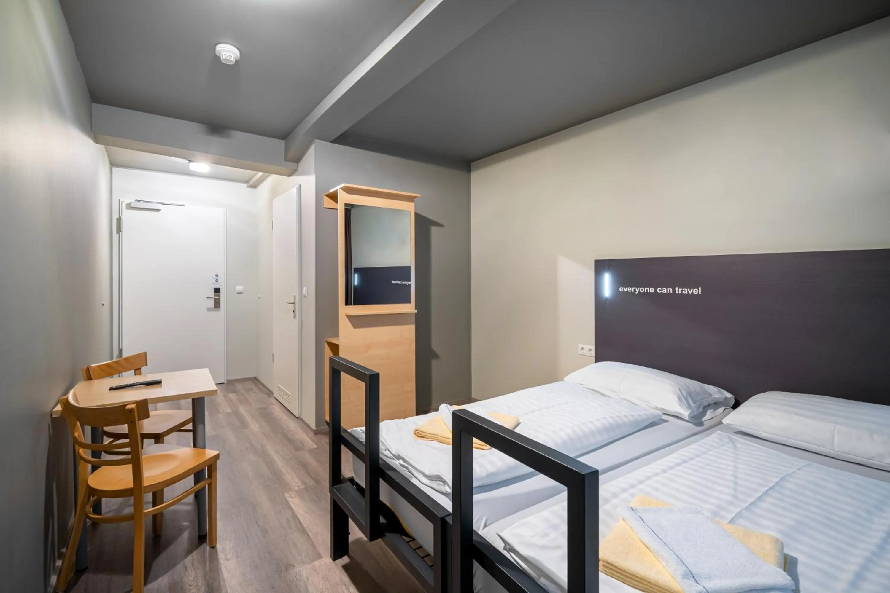 Photo of the whole room, Bed in a&o Salzburg Hauptbahnhof