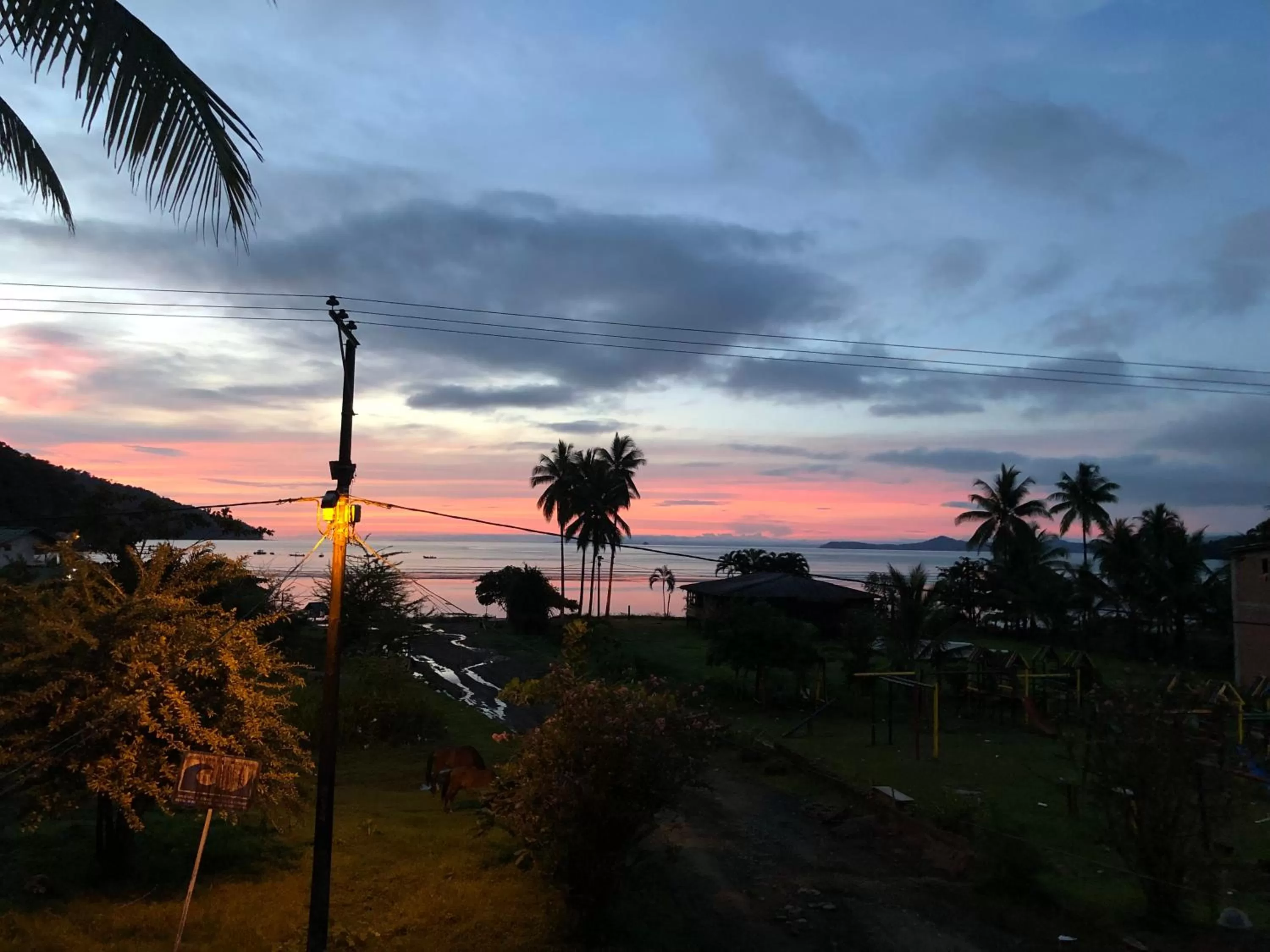 Natural landscape, Sunrise/Sunset in Posada Turística Rocas De Cabo Marzo