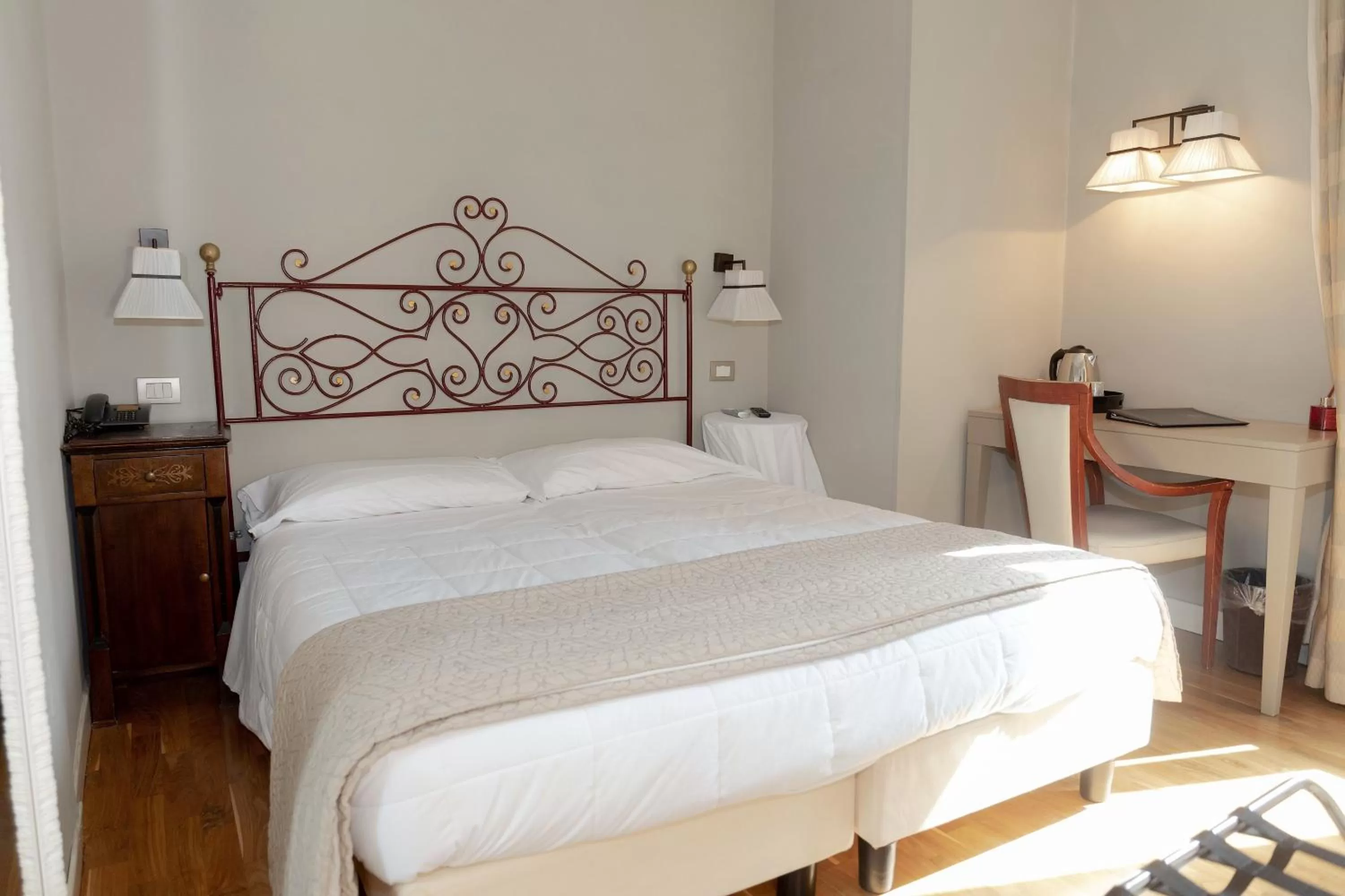 Bed in Hotel Clitunno