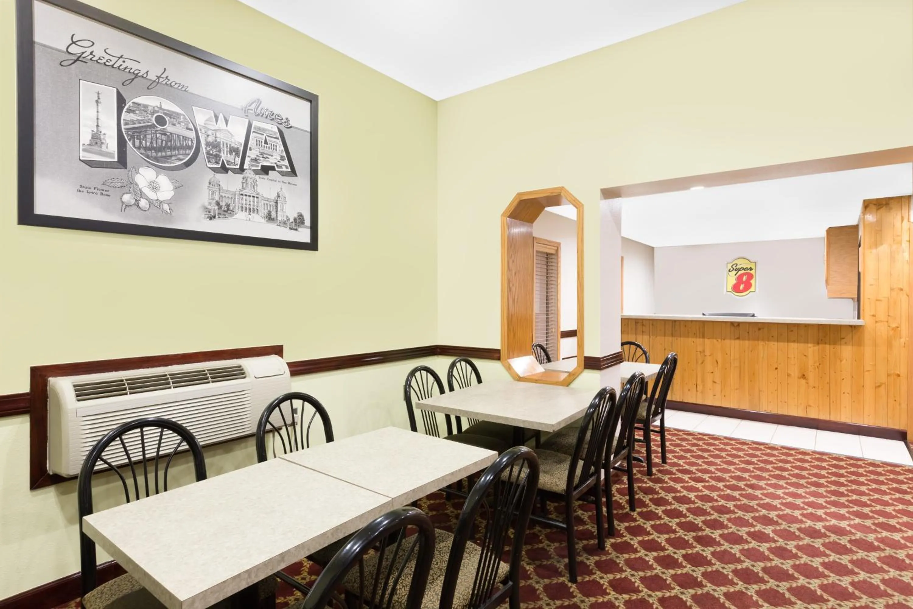 Property building, Restaurant/Places to Eat in Super 8 by Wyndham Ames