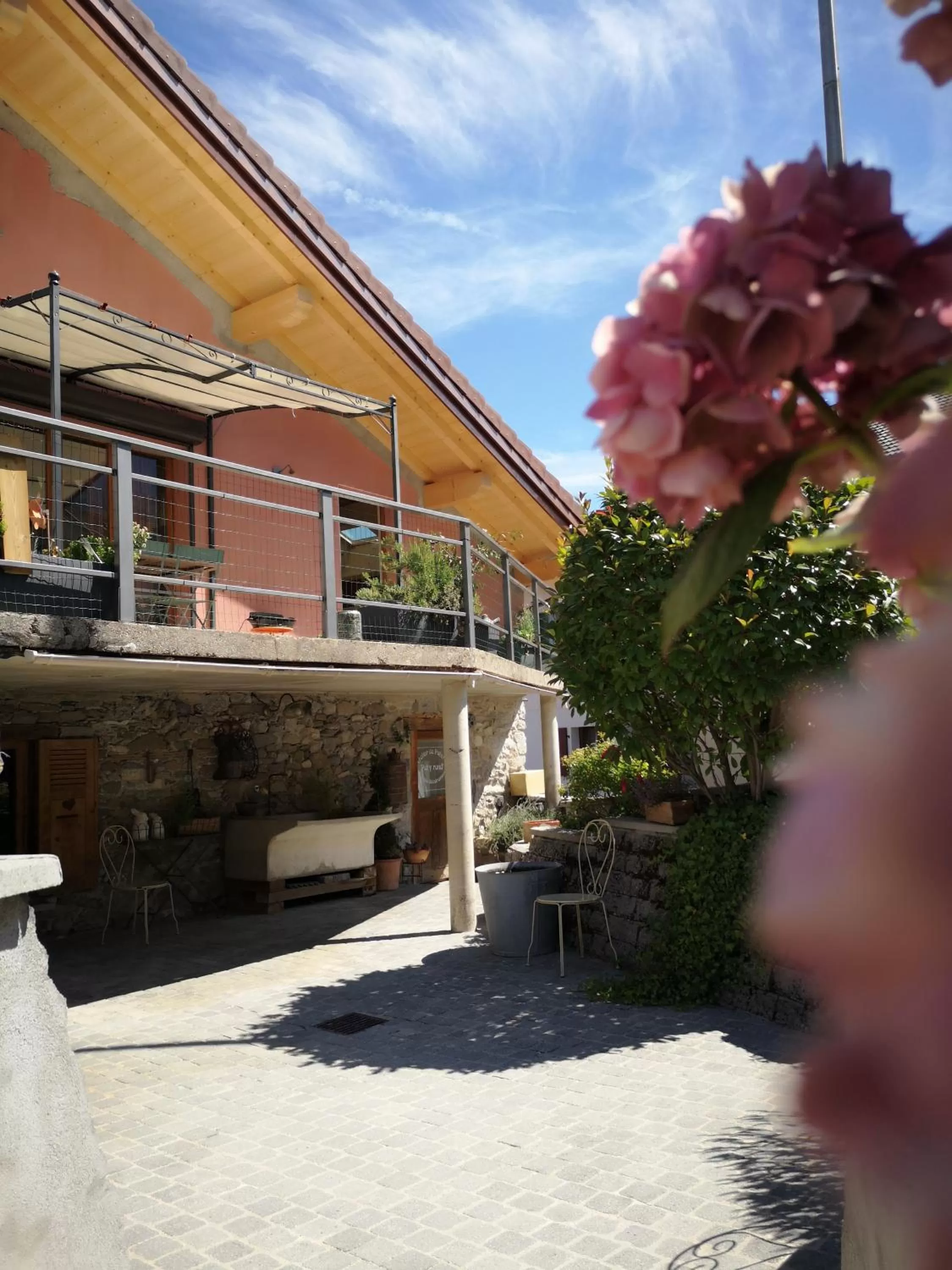 Property building in l'Herbier - chambre d'Hôtes -