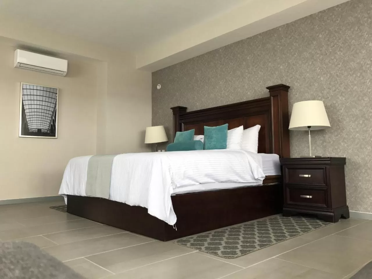 Bed in Gran Hotel Concordia San Luis Potosi