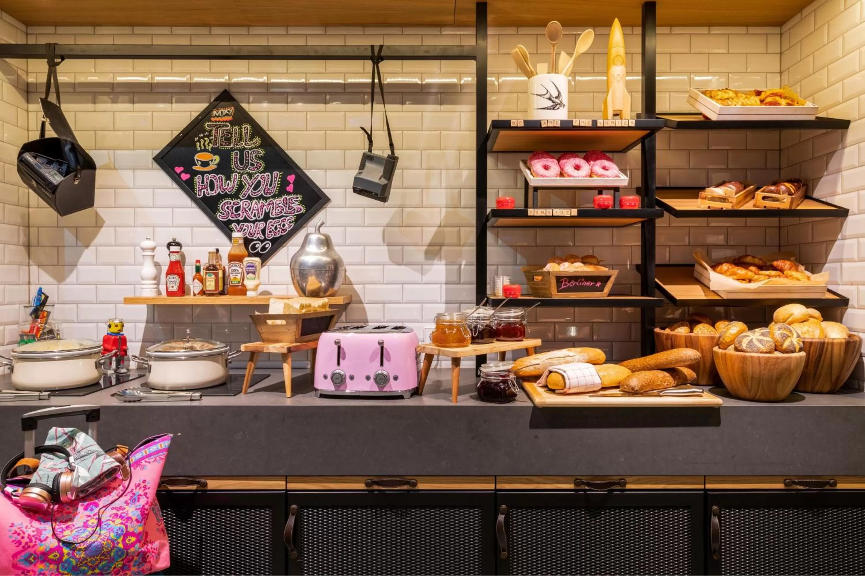 Breakfast in Moxy Berlin Airport