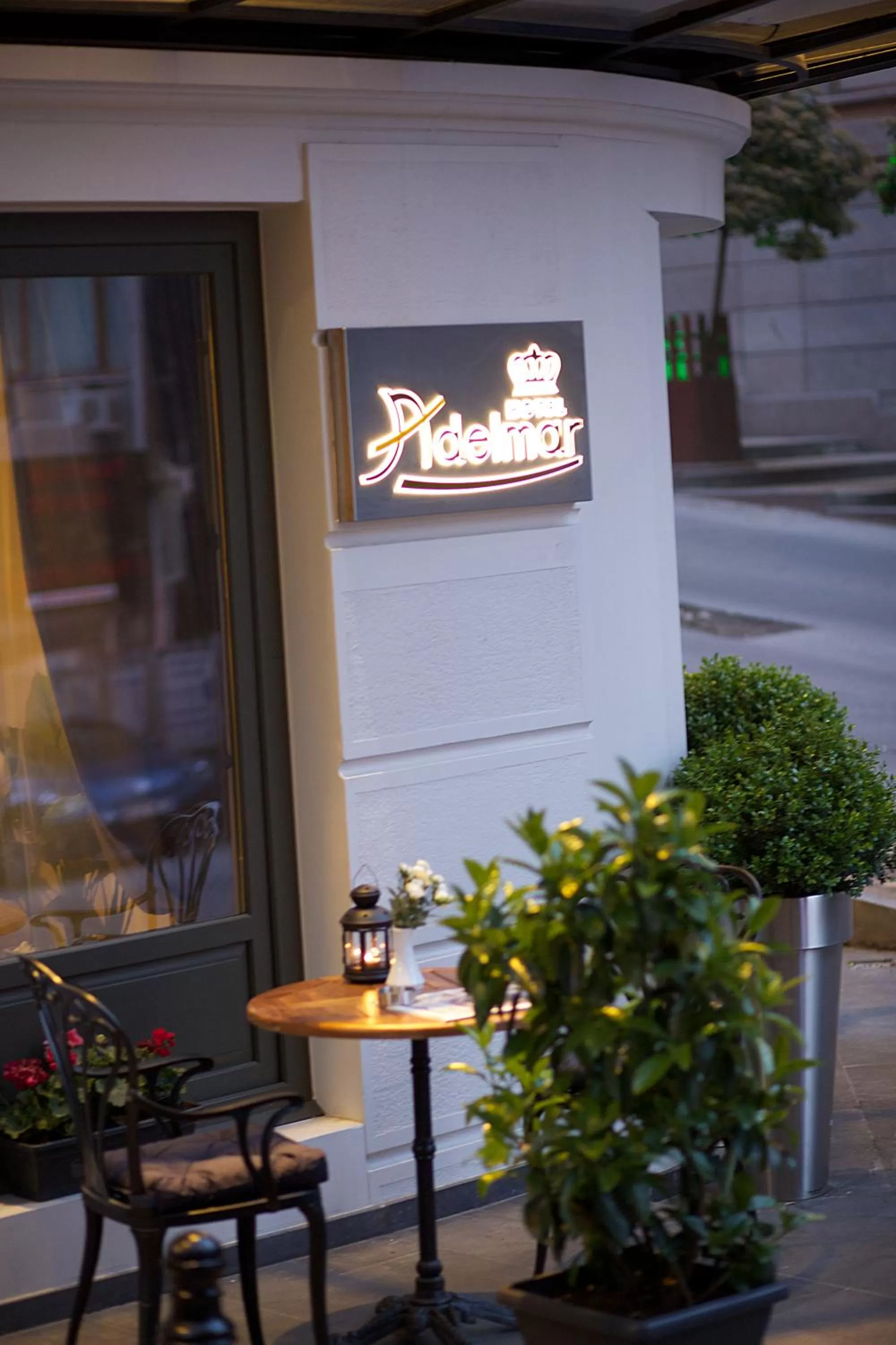 Facade/entrance in Adelmar Hotel Istanbul Sisli