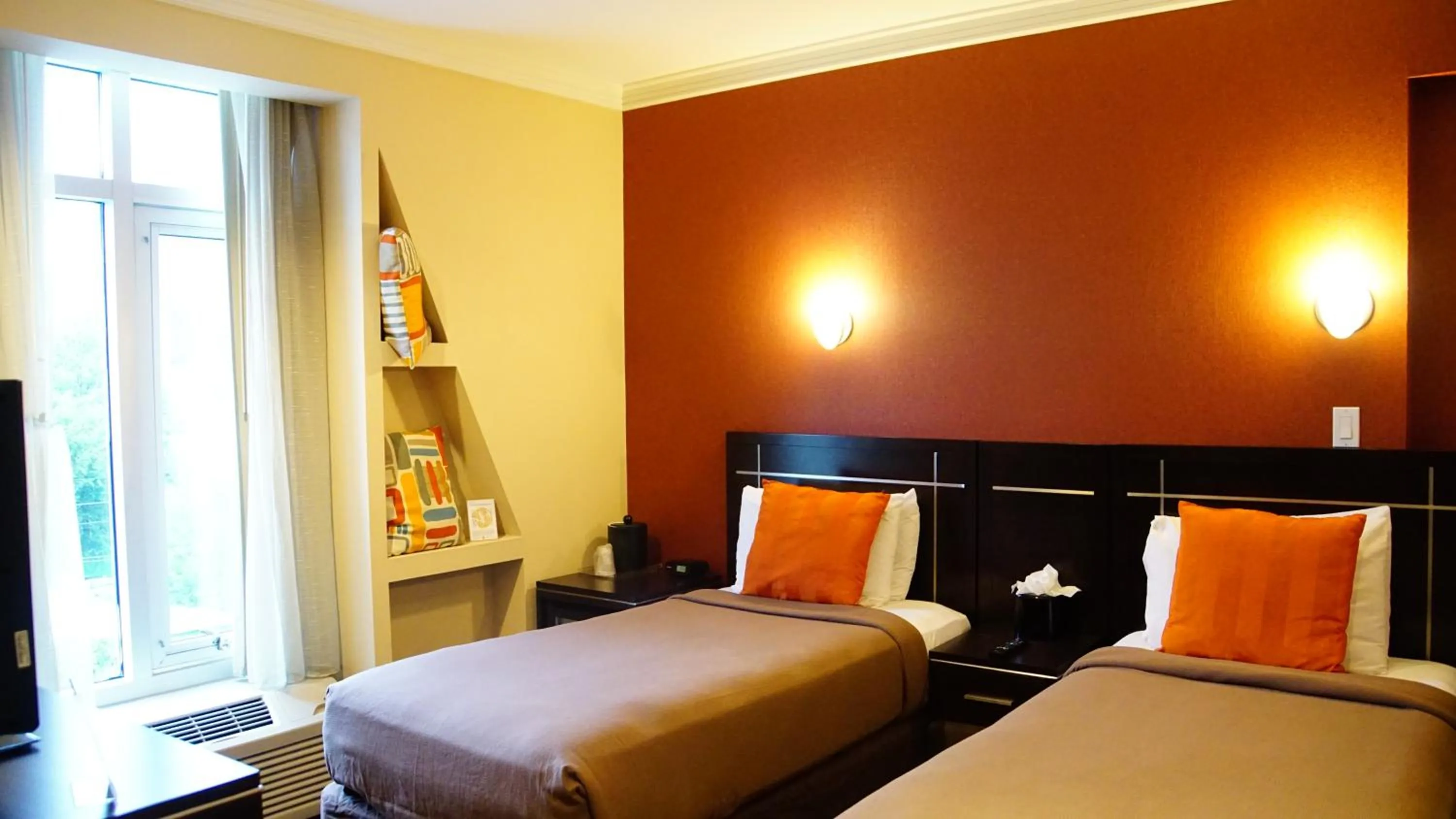 Bed in Nesva Hotel - New York City Vista