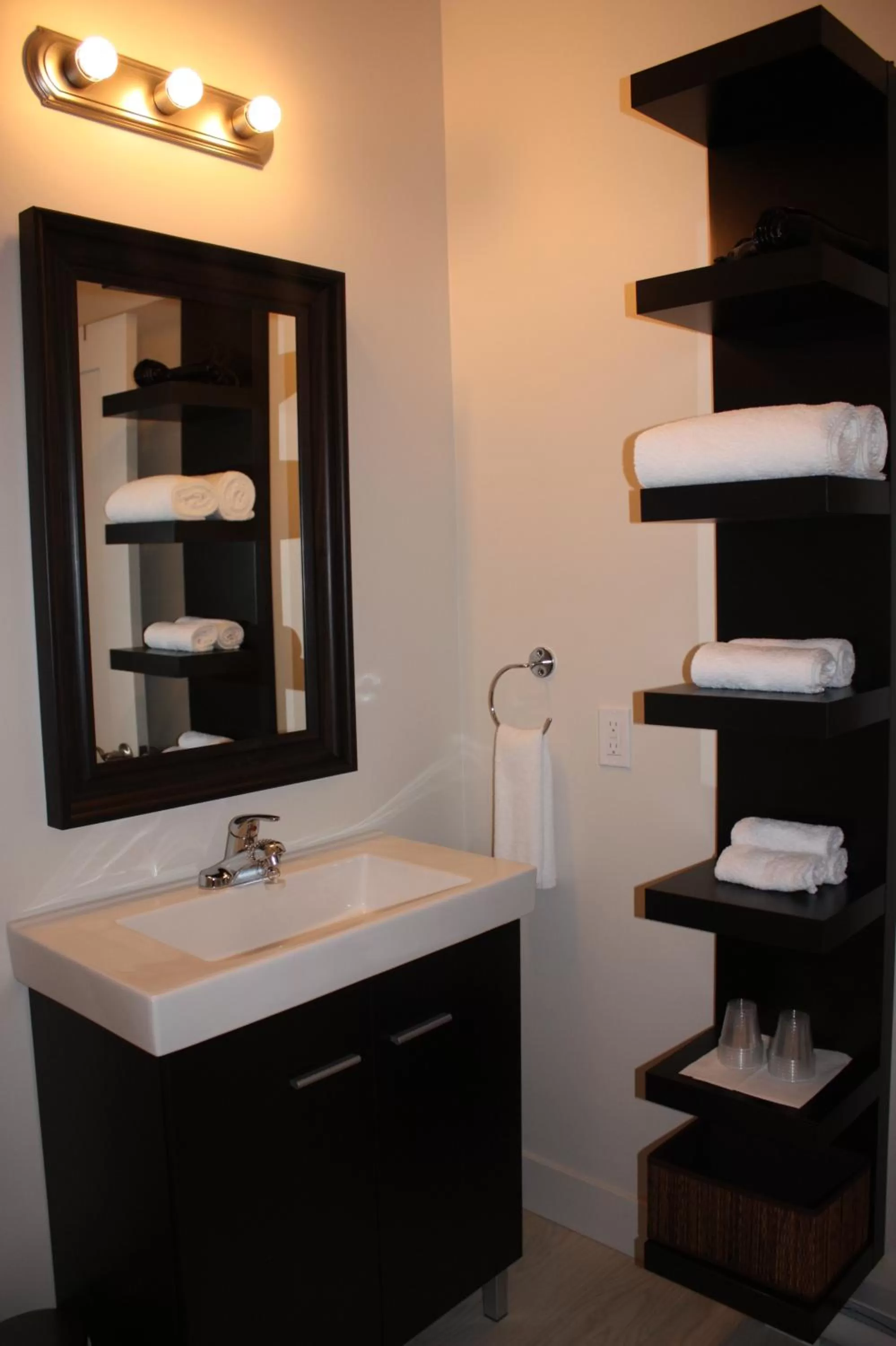 Bathroom in Orange Bistro