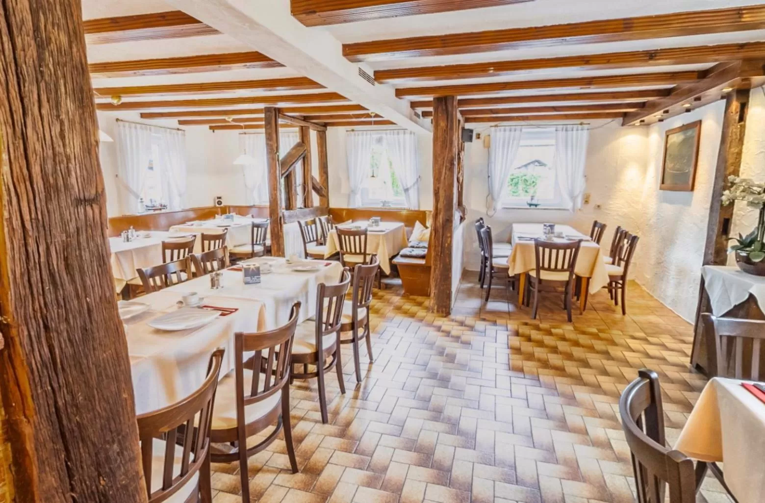 Restaurant/places to eat in Hotel-Gasthof zum Ritter