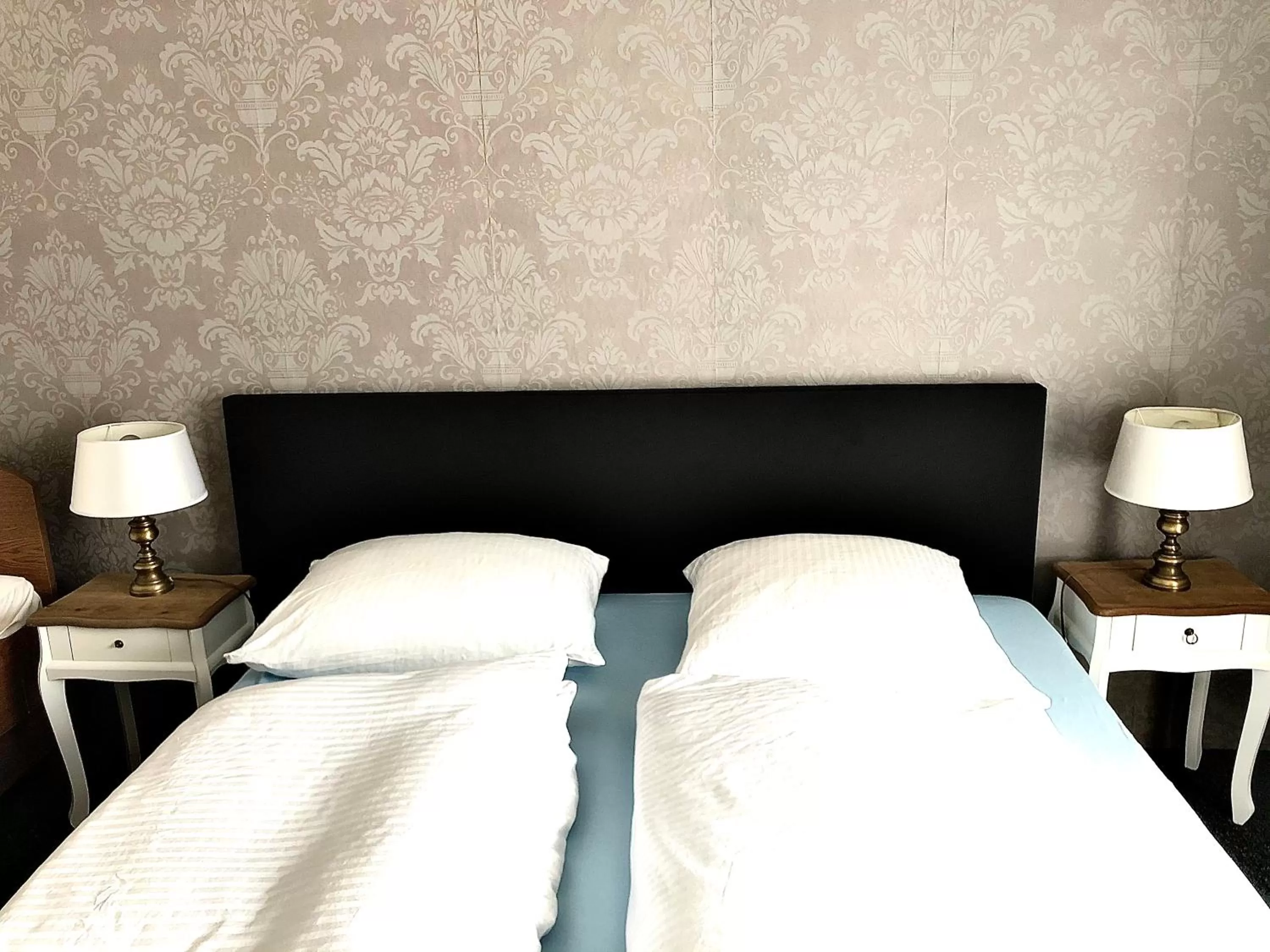 Bed in Berghotel Natura Bed & Breakfast