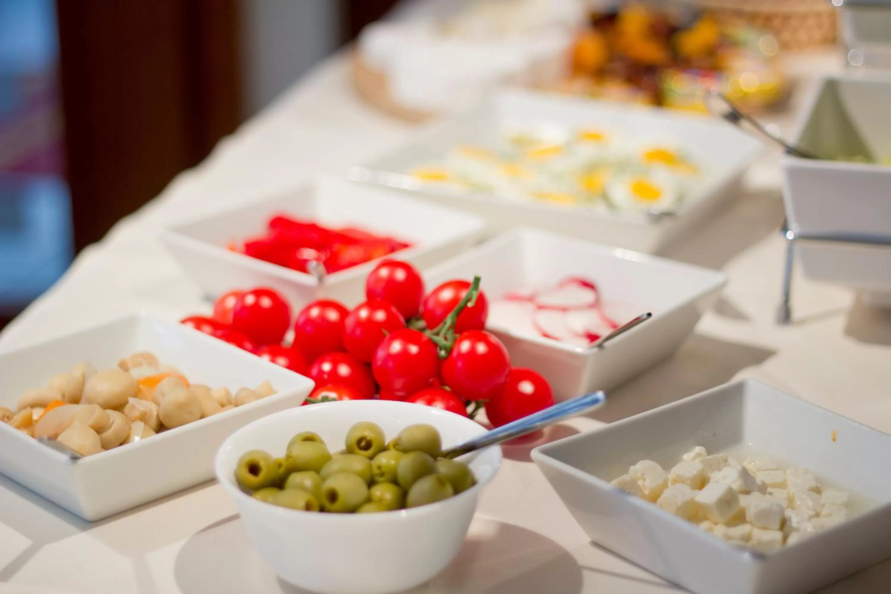 Food and drinks in Hotel Columbus