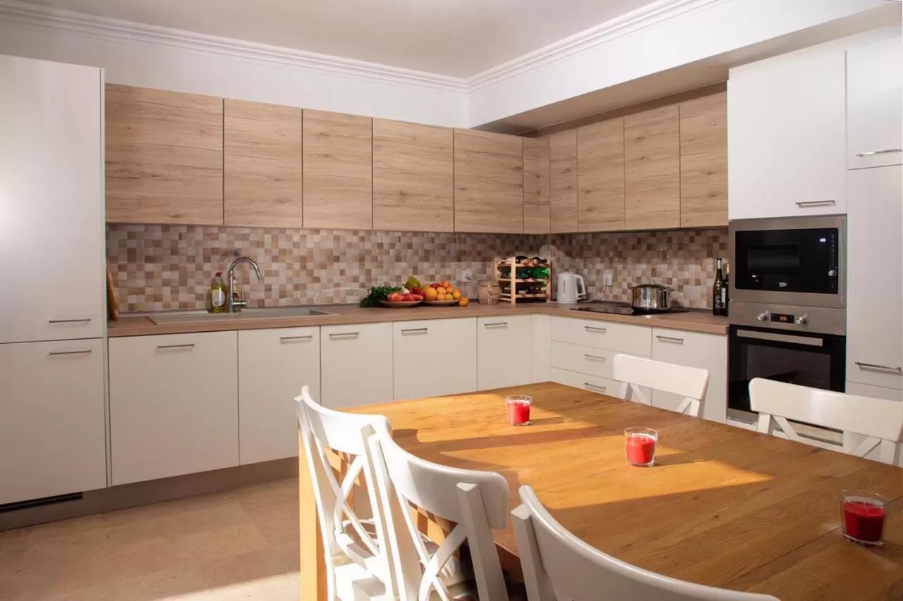 Kitchen or kitchenette, Kitchen/Kitchenette in FremdHeim