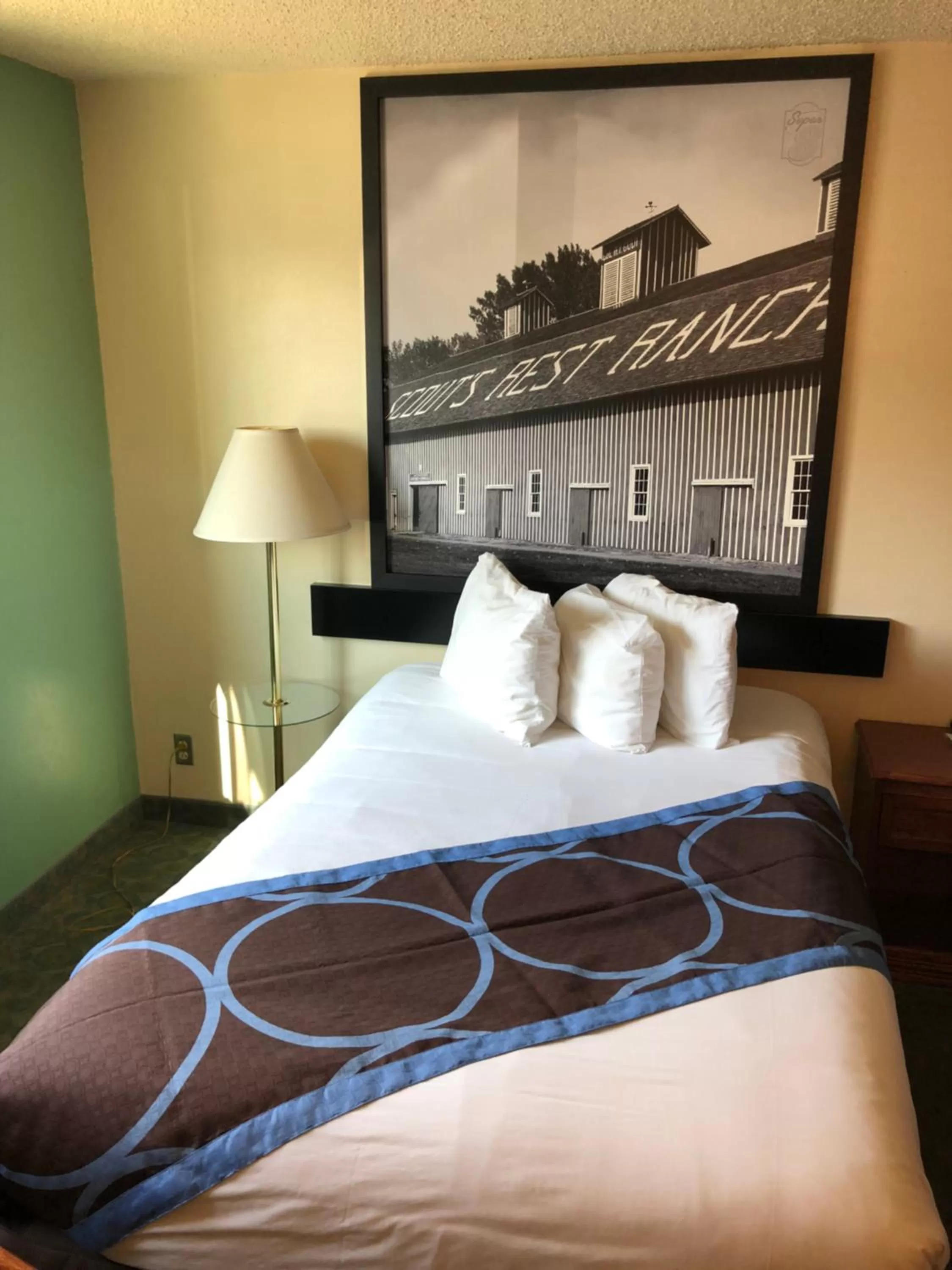 Bed in Super 8 by Wyndham North Platte