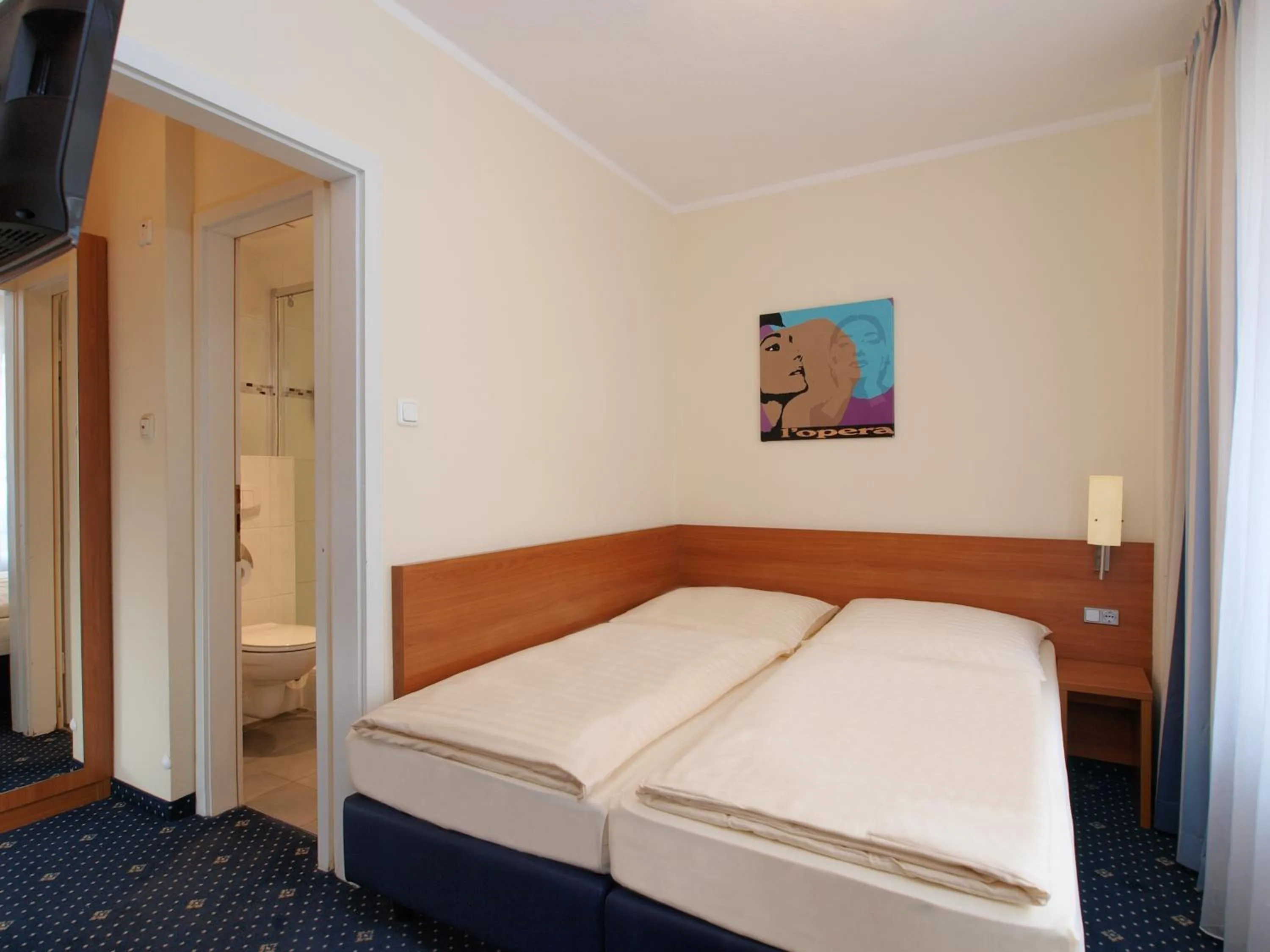 Photo of the whole room, Bed in Callas am Dom