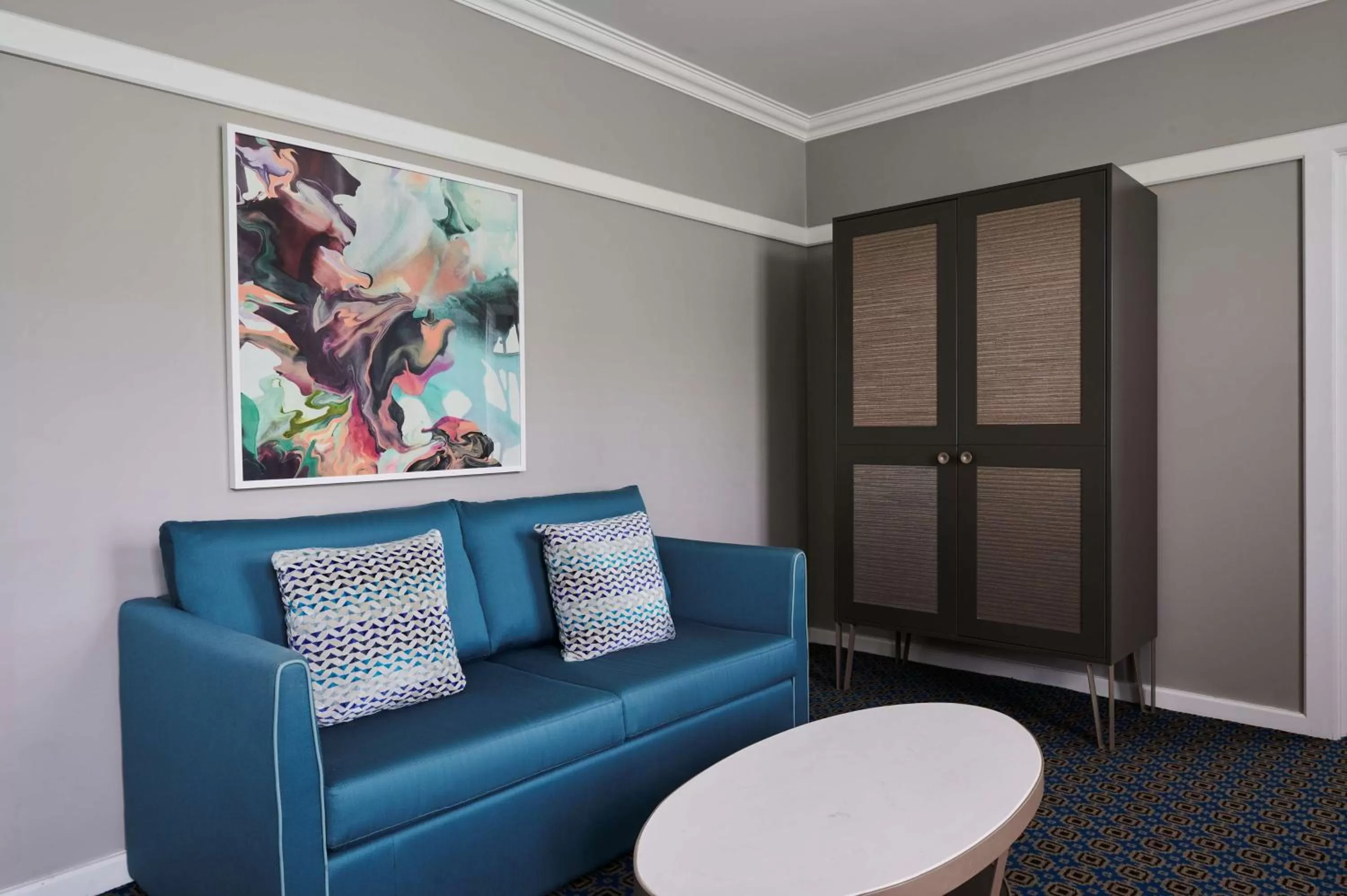 Photo of the whole room in Hotel Kurrajong Canberra