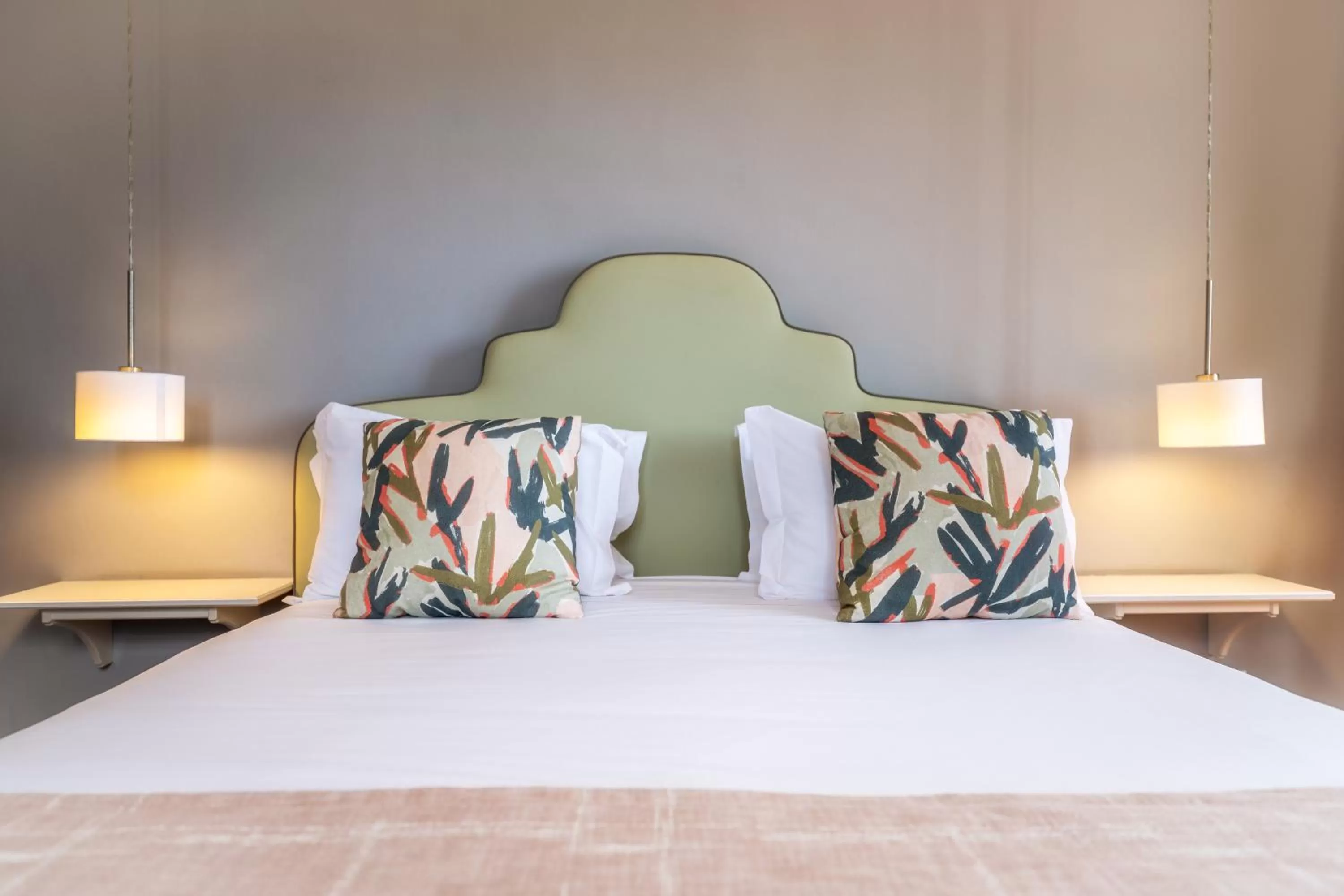 Bedroom, Bed in The Wine Lodges by An Island Apart