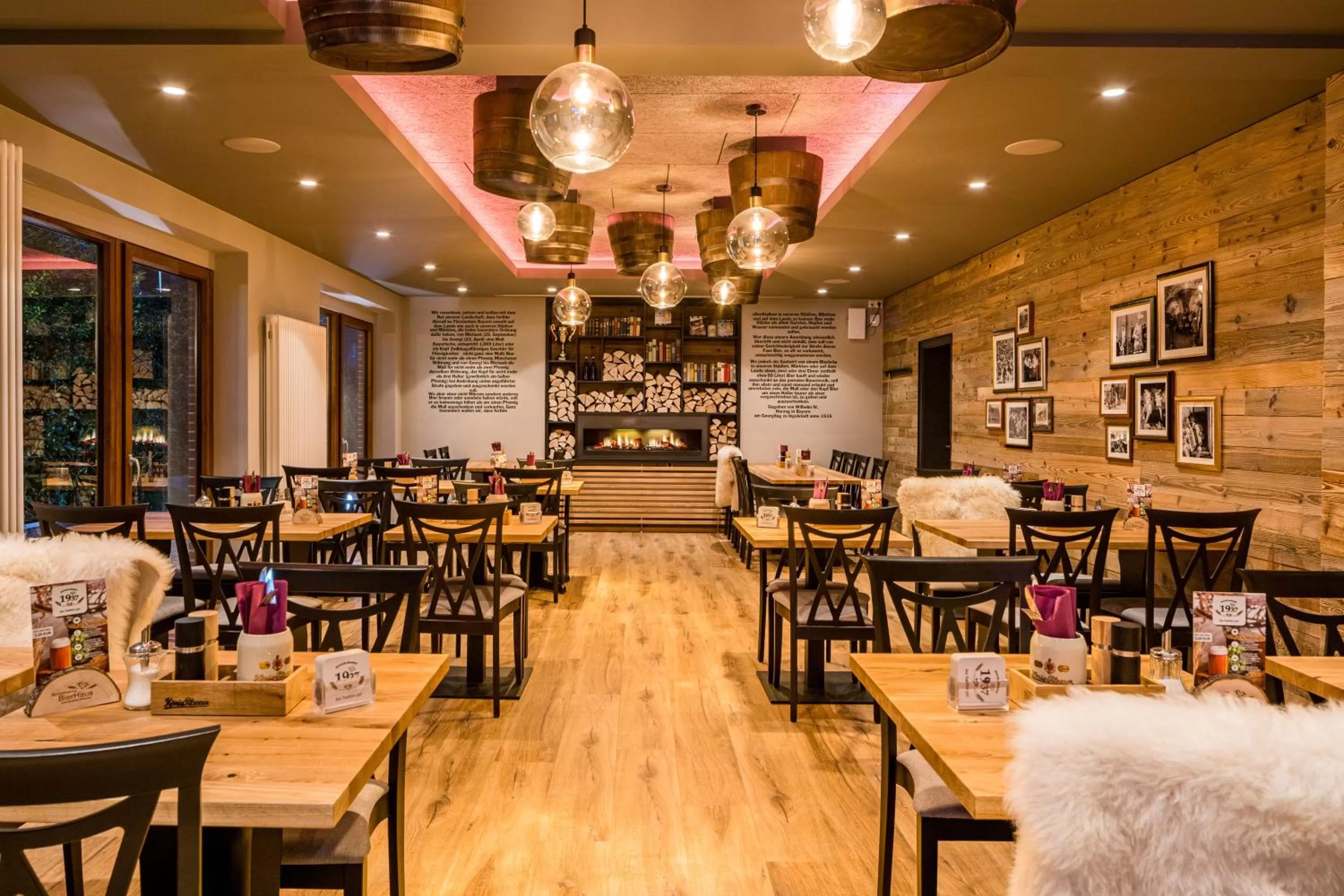 Restaurant/places to eat in Hotel Bockelmann