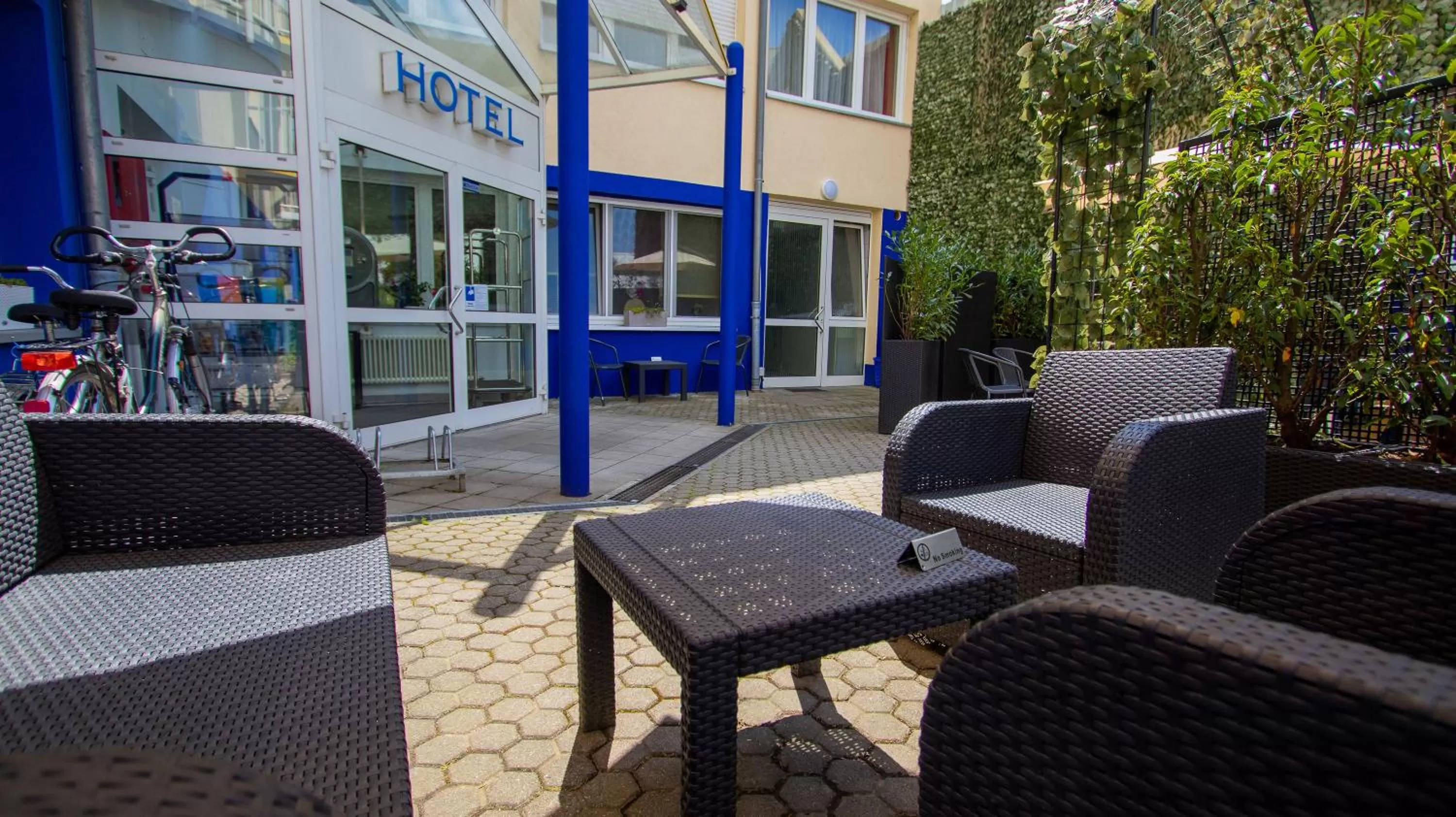 Seating area in LeoMar Hotel