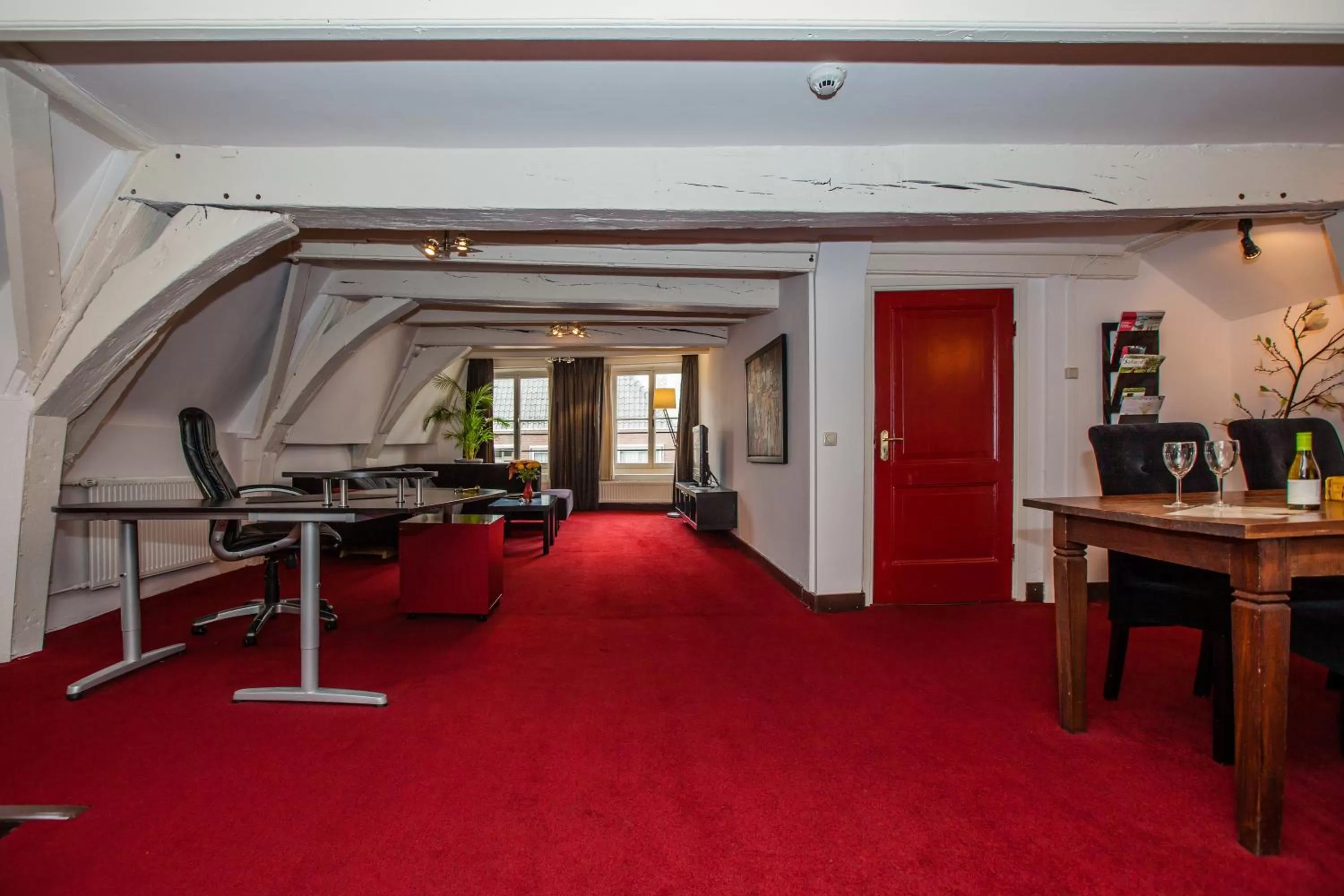 Living room in Hotel de Vischpoorte, centrum Deventer en aan de IJssel