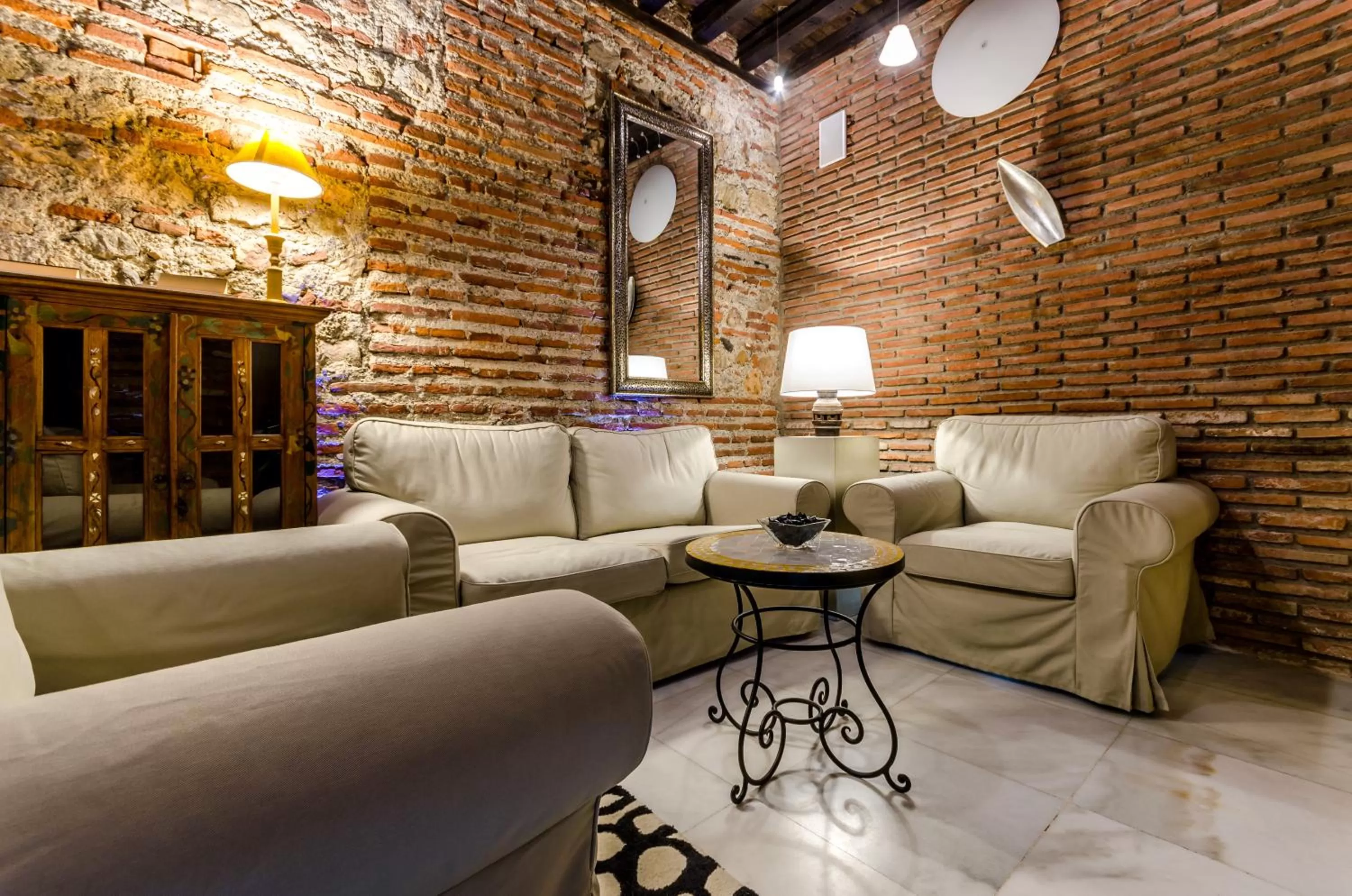 Communal lounge/ TV room in YIT Abentofail