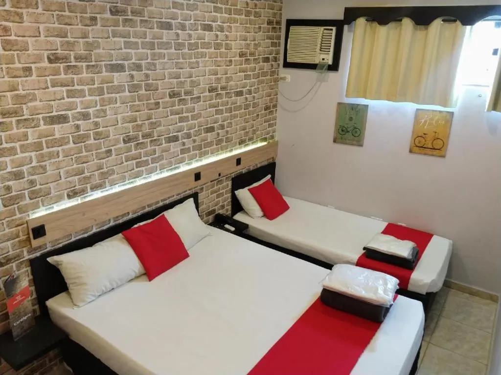 Bedroom, Bed in Hotel Urban