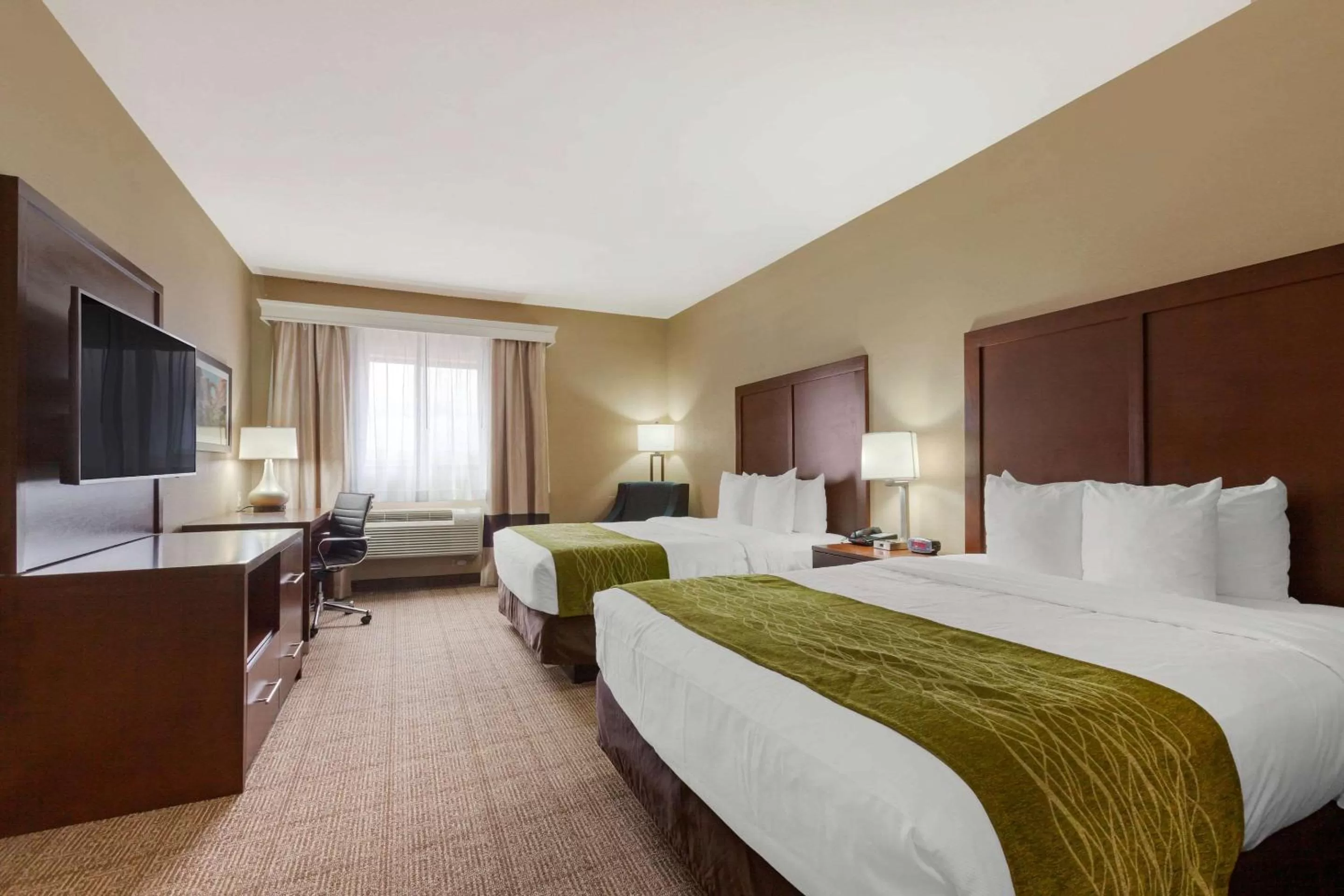 Photo of the whole room, Bed in Comfort Inn & Suites Page at Lake Powell