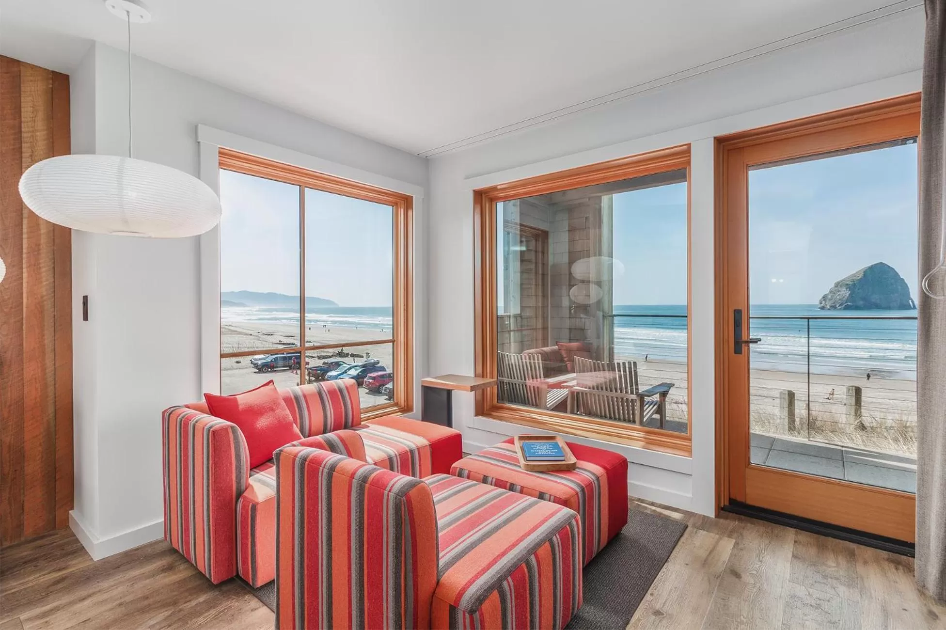 Bed in Headlands Coastal Lodge & Spa