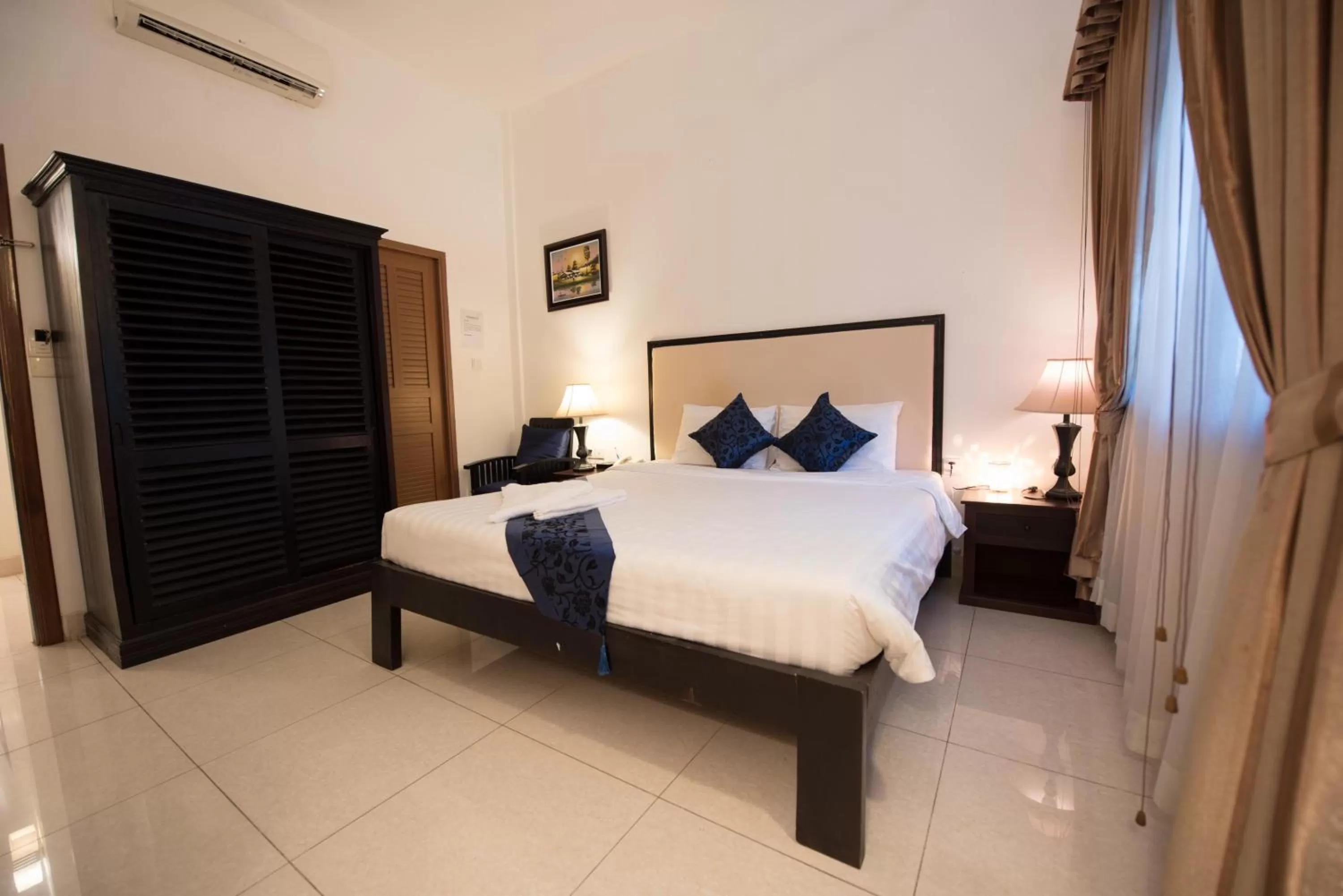 Bedroom in Homesyn Hotel