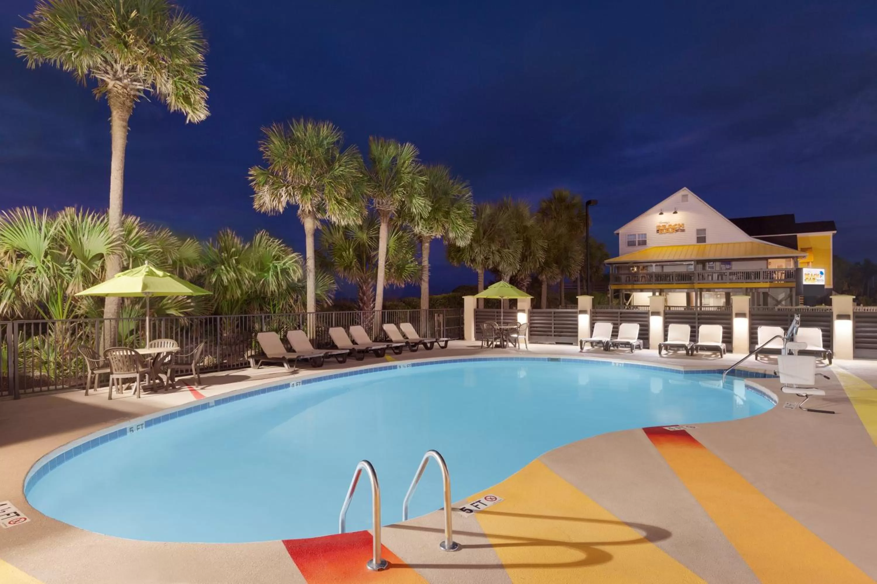 Swimming pool in Surfside Beach Oceanfront Hotel