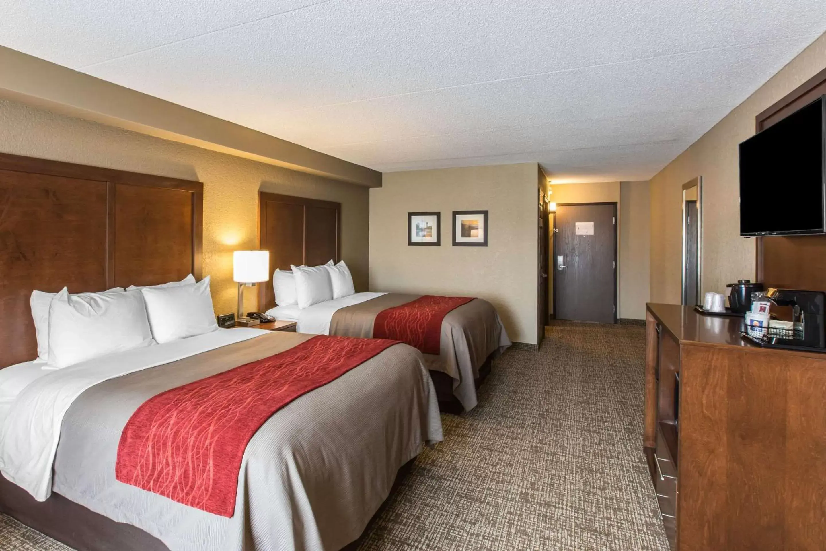 Queen Room with Two Queen Beds - Non-Smoking in Comfort Inn & Suites Knoxville West Queen Room with Two Queen Beds - Non-Smoking in Comfort Inn & Suites Knoxville West