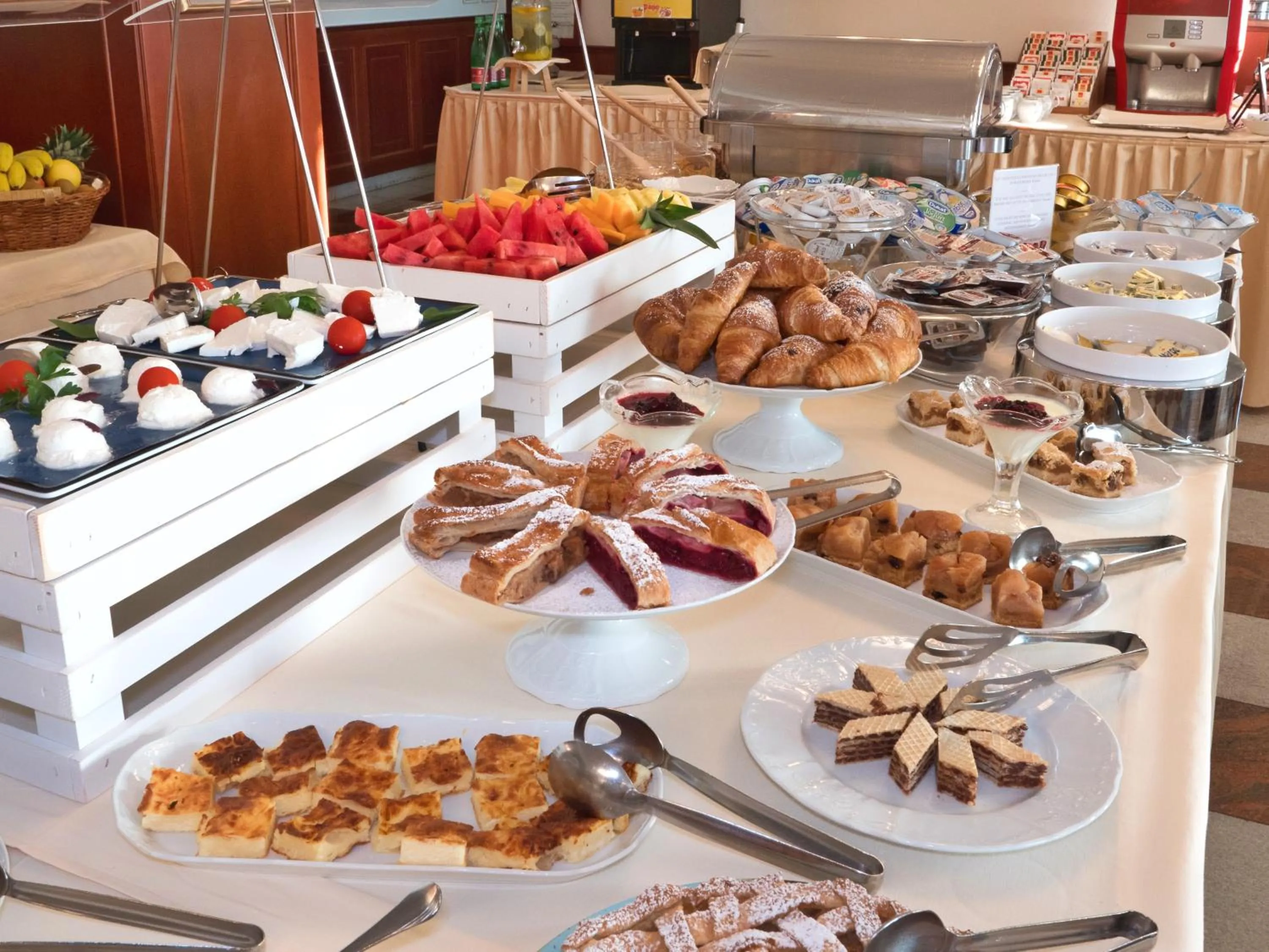 Food close-up in Hotel Savoy