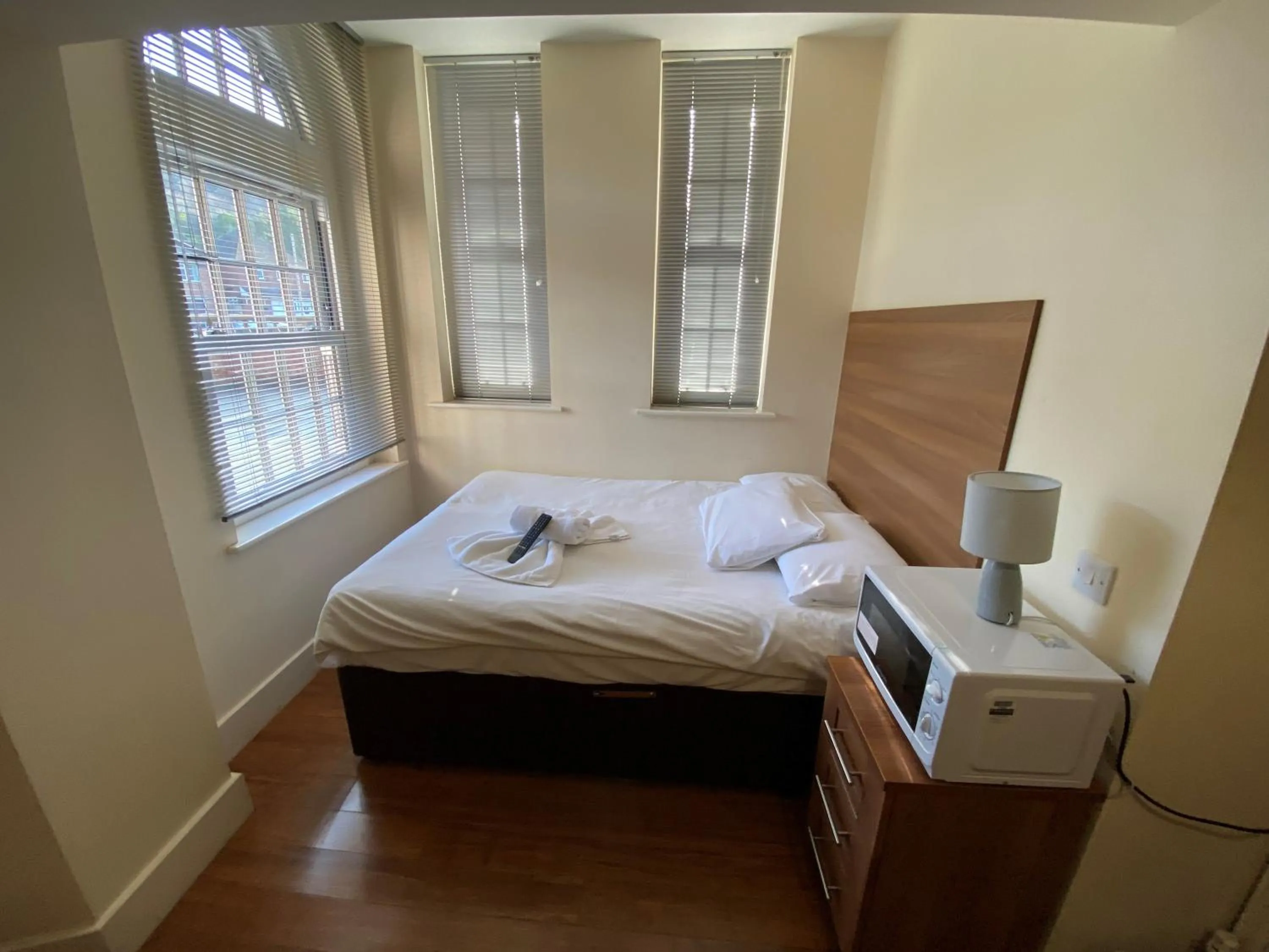 Bed in Wendover Arms Hotel