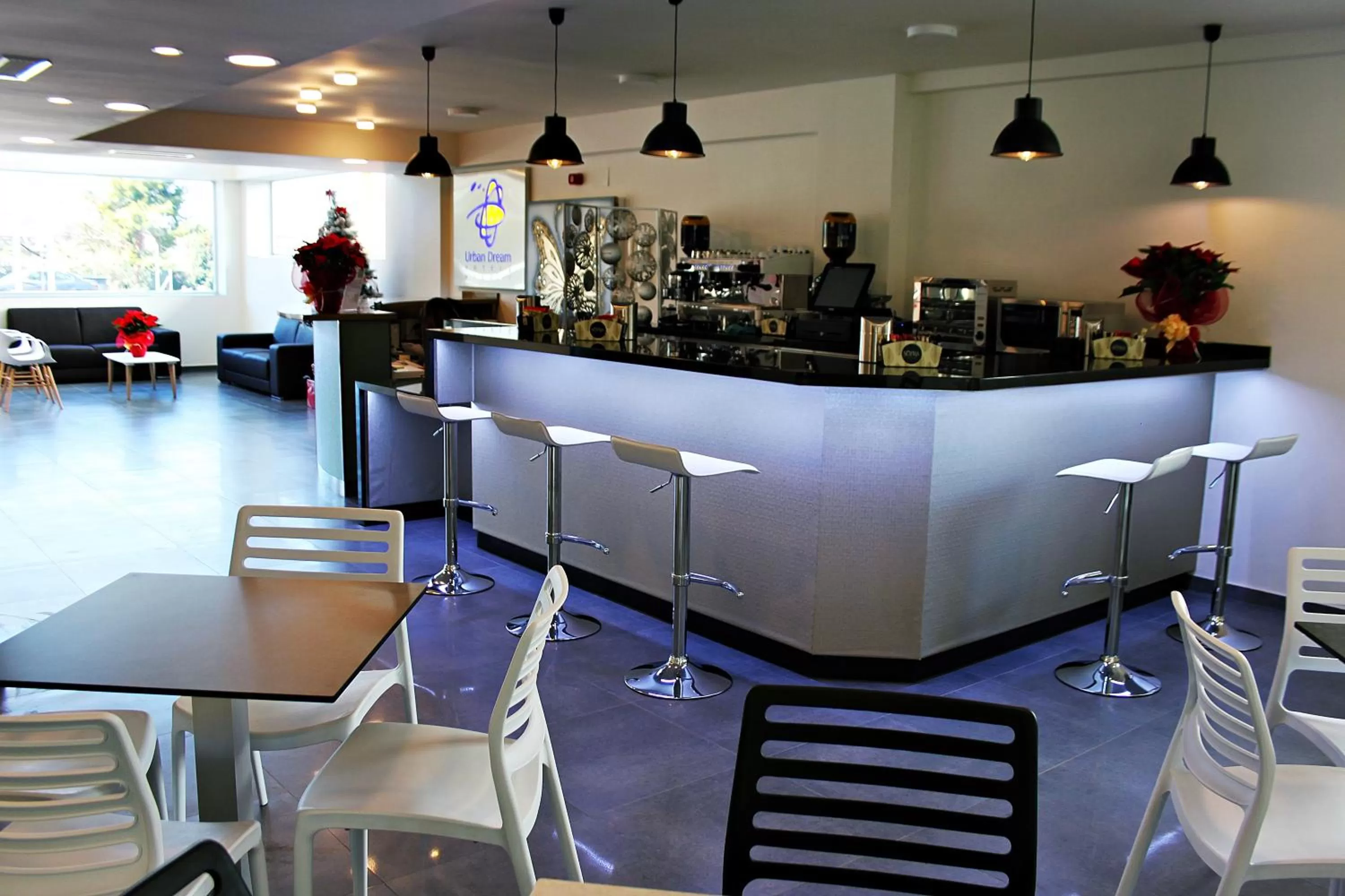 Lounge or bar in Checkin Urban Nevada