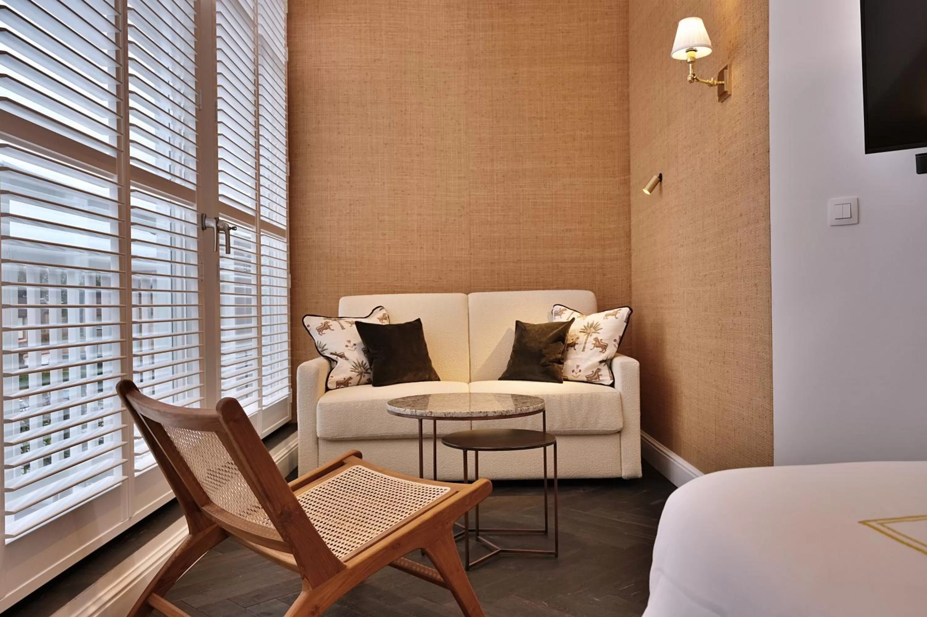 Seating area in De Lindenhoeve Boutique Hotel