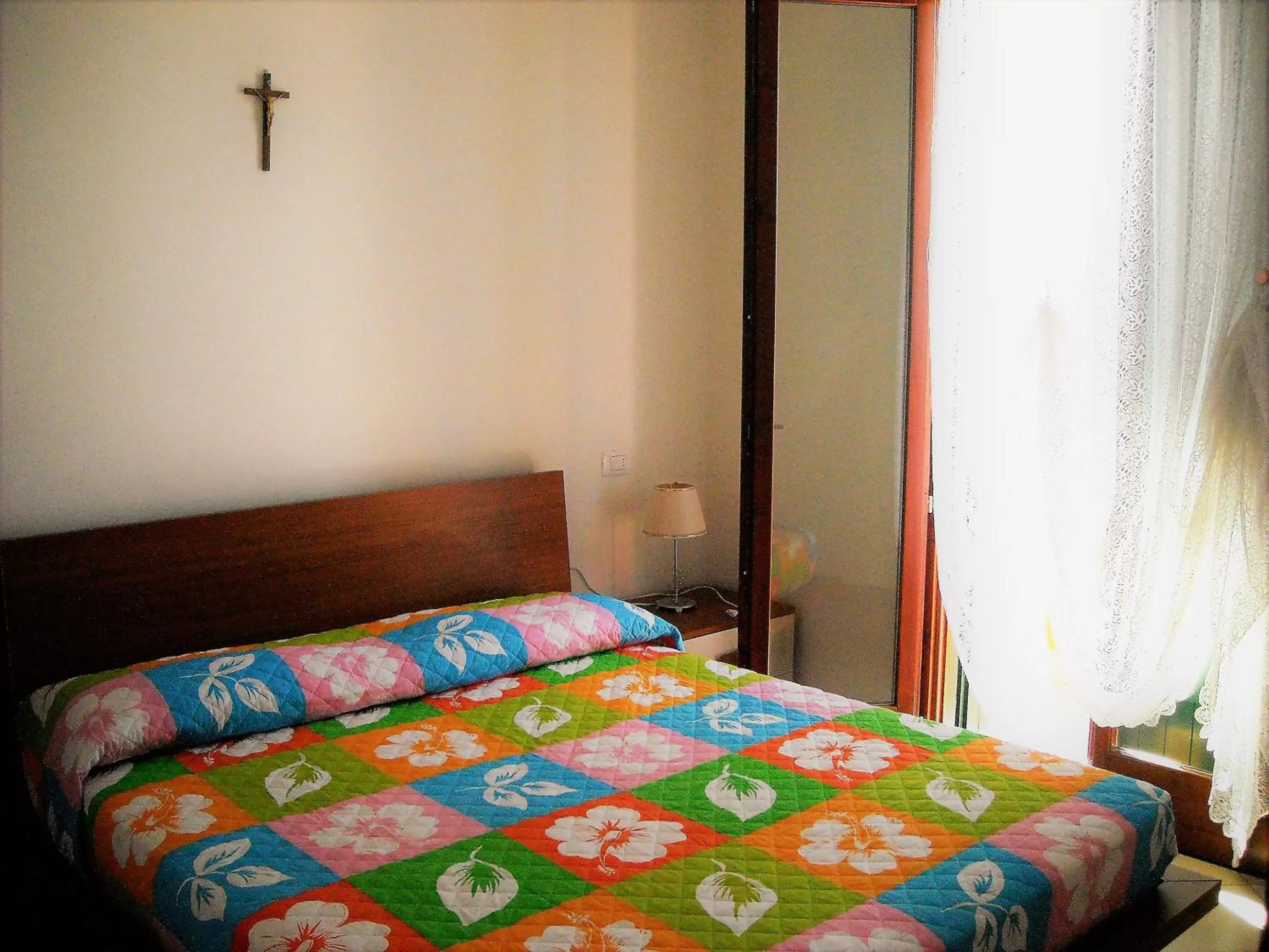 Bed in Villaggio dei Fiori Apart- Hotel 3 Stars - Family Resort