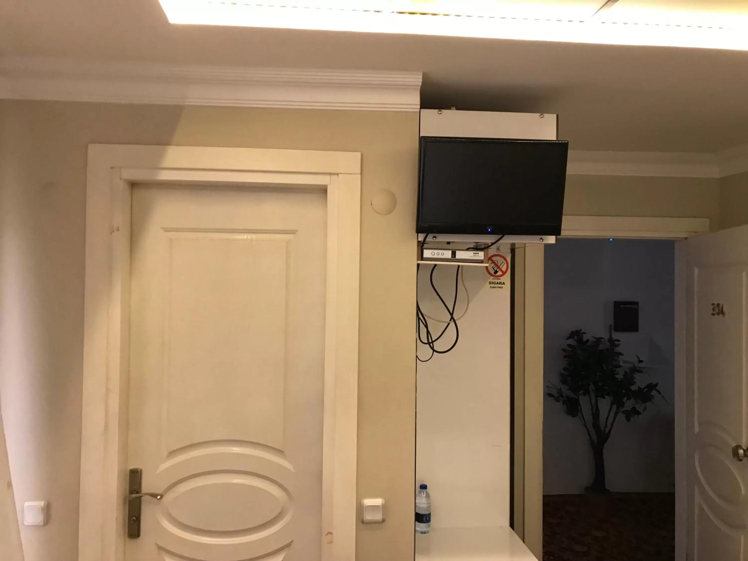 TV and multimedia in Sakran Hotel