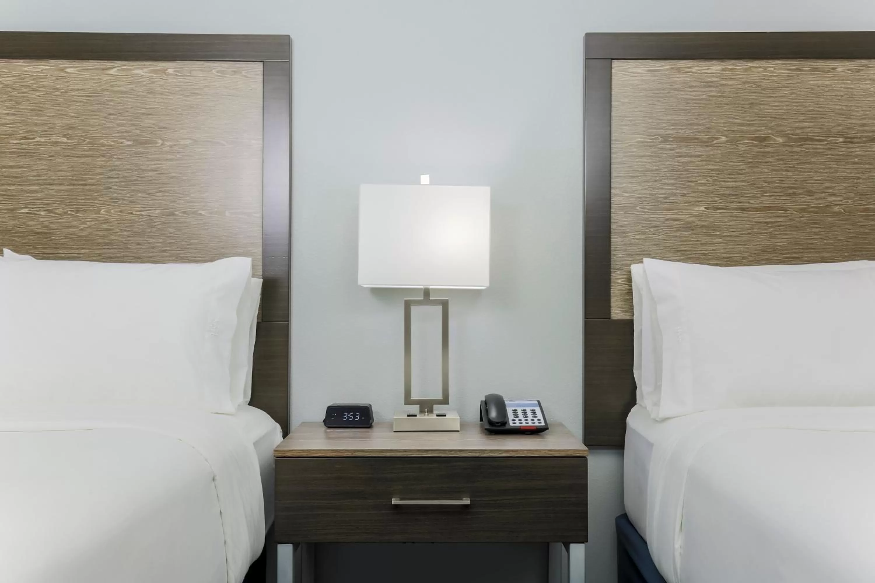 Photo of the whole room, Bed in Holiday Inn Express & Suites Houston - Hobby Airport Area by IHG