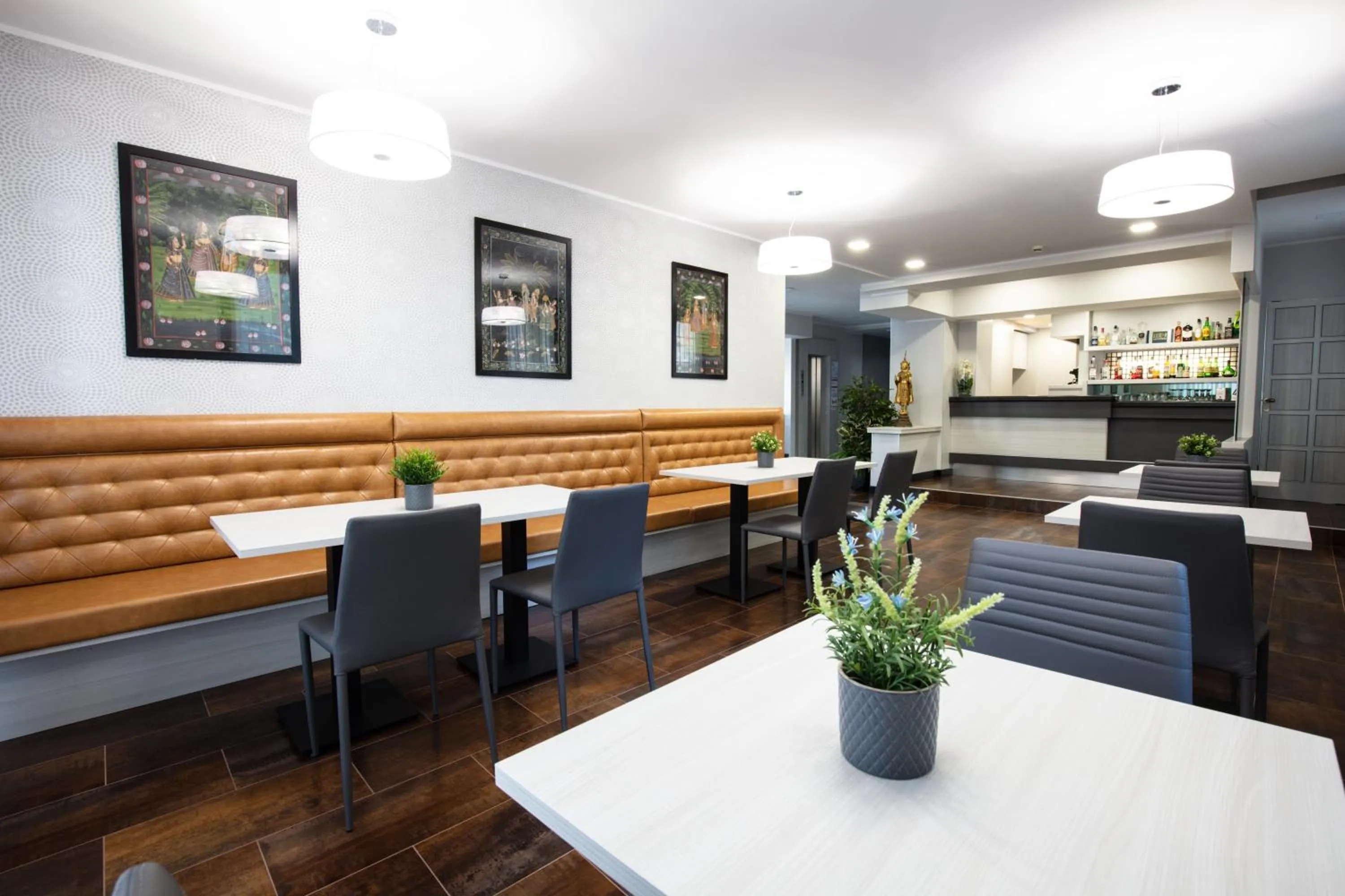 Lounge or bar in Hotel Esperia