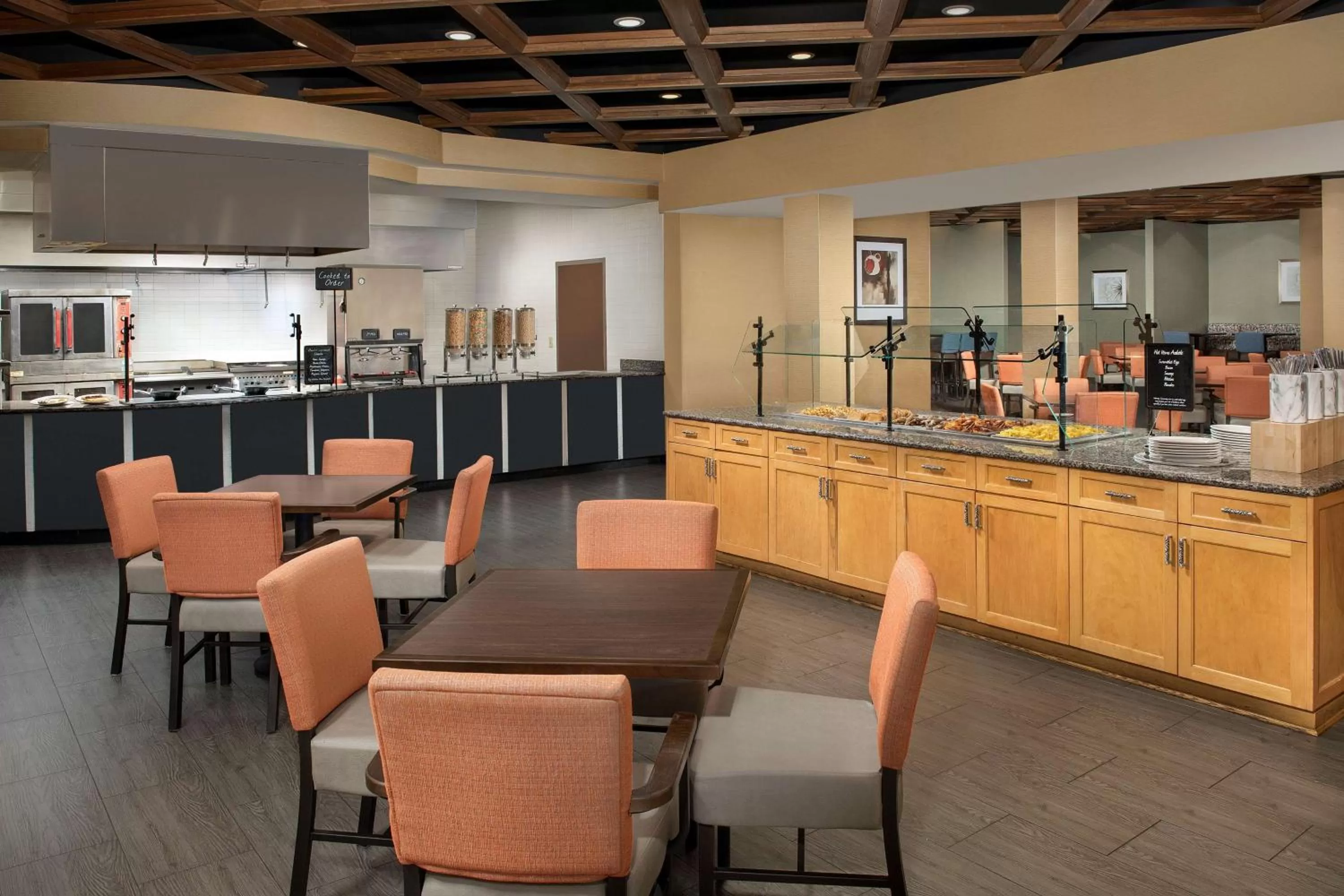 Breakfast in Embassy Suites by Hilton Birmingham Hoover