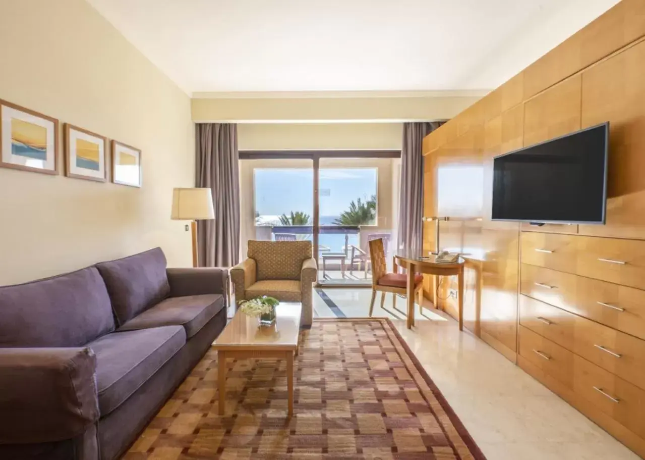 One-Bedroom King Suite in InterContinental Aqaba by IHG One-Bedroom King Suite in InterContinental Aqaba by IHG